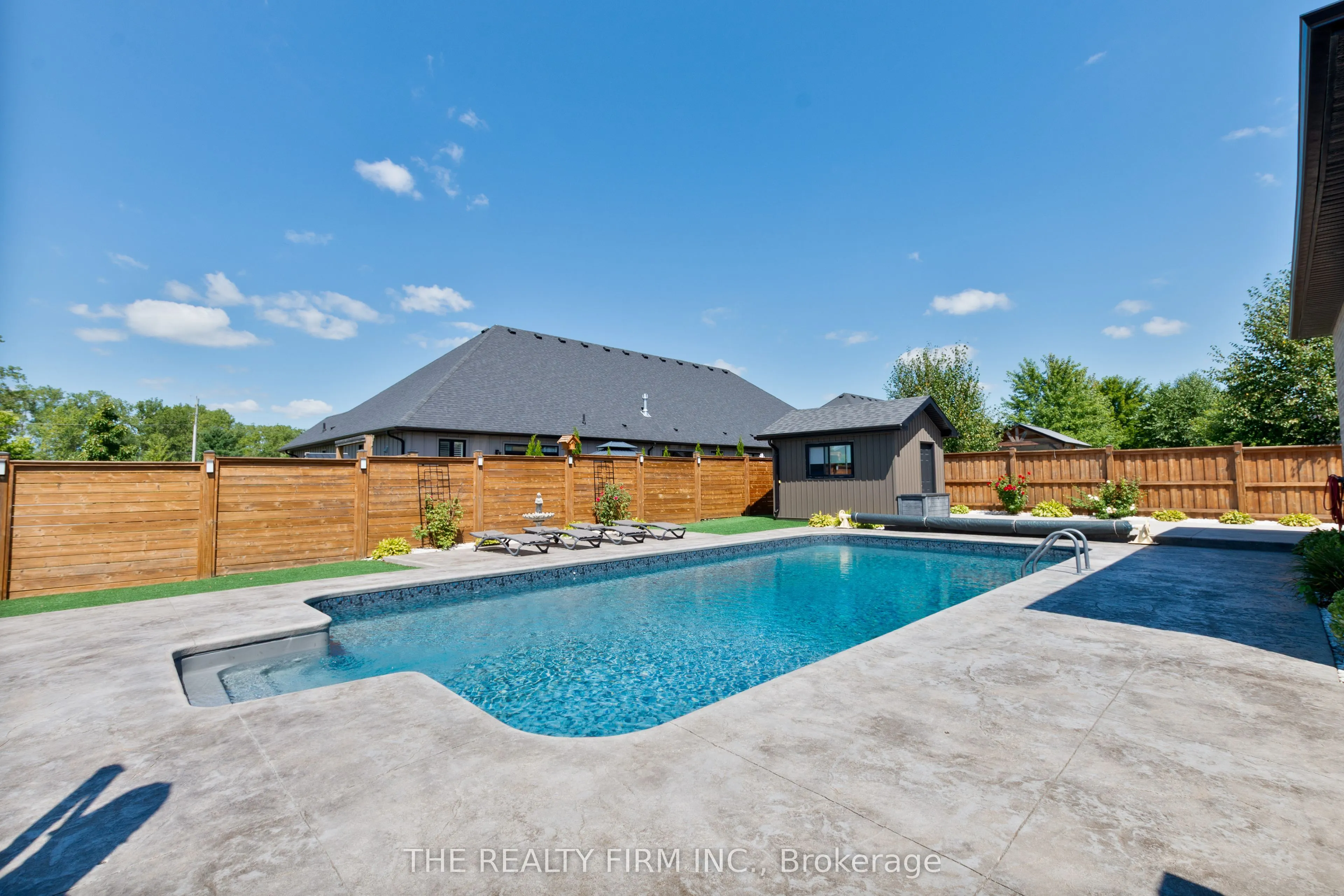 9861 Glendon Drive, #226