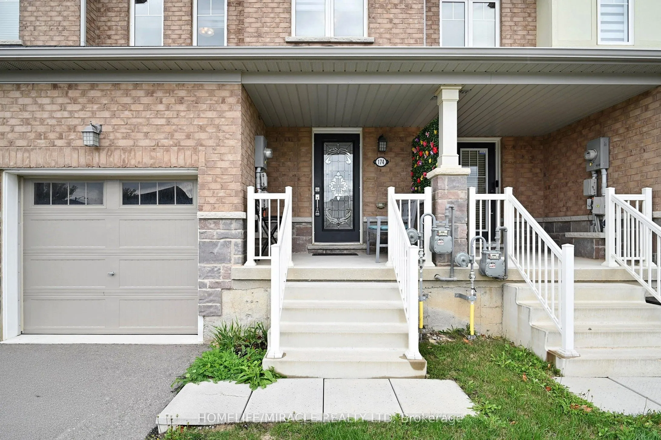 174 MacLachlan Avenue