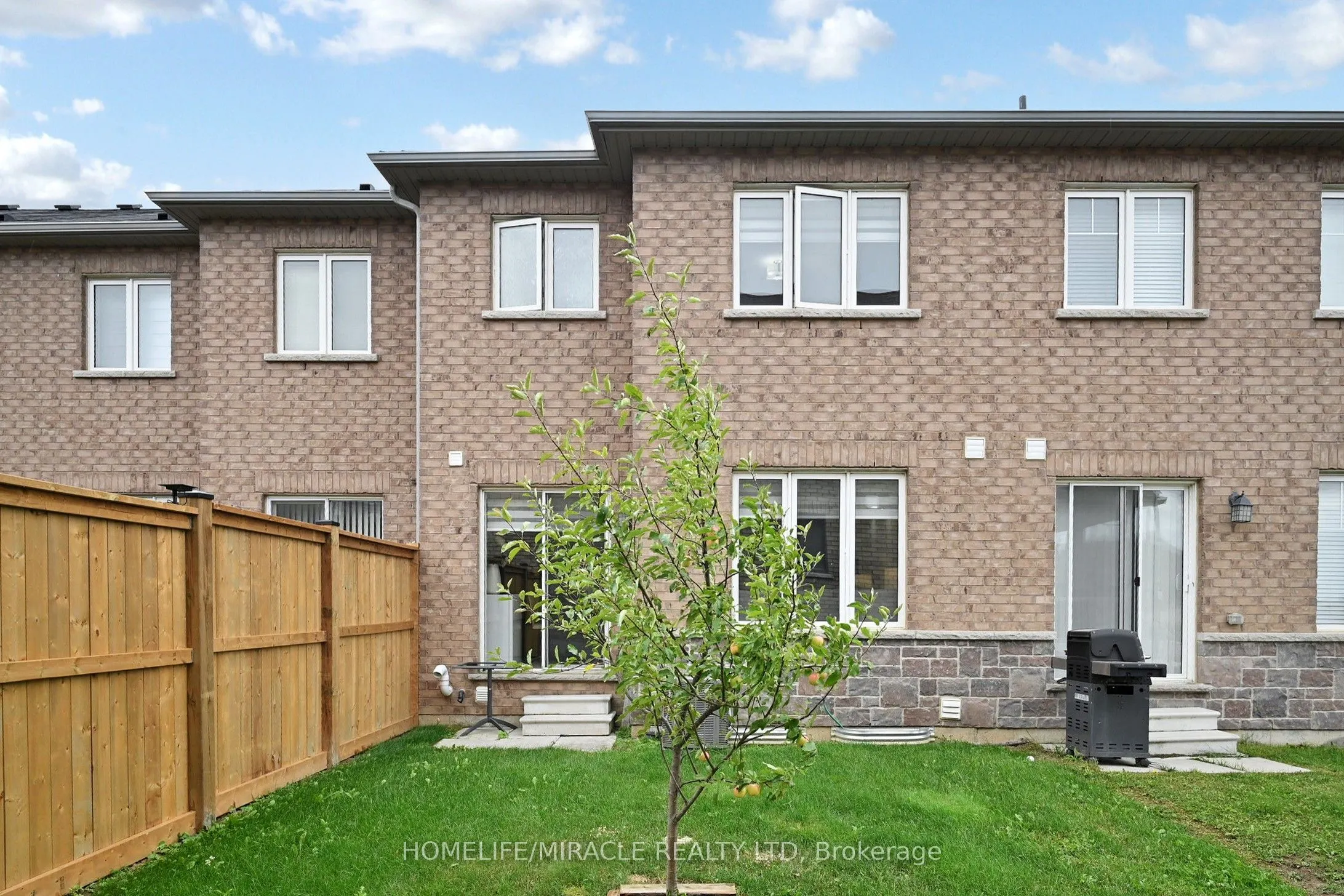 174 MacLachlan Avenue
