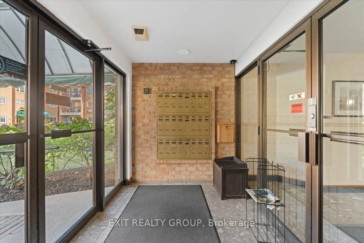 52 Tripp Boulevard, #117