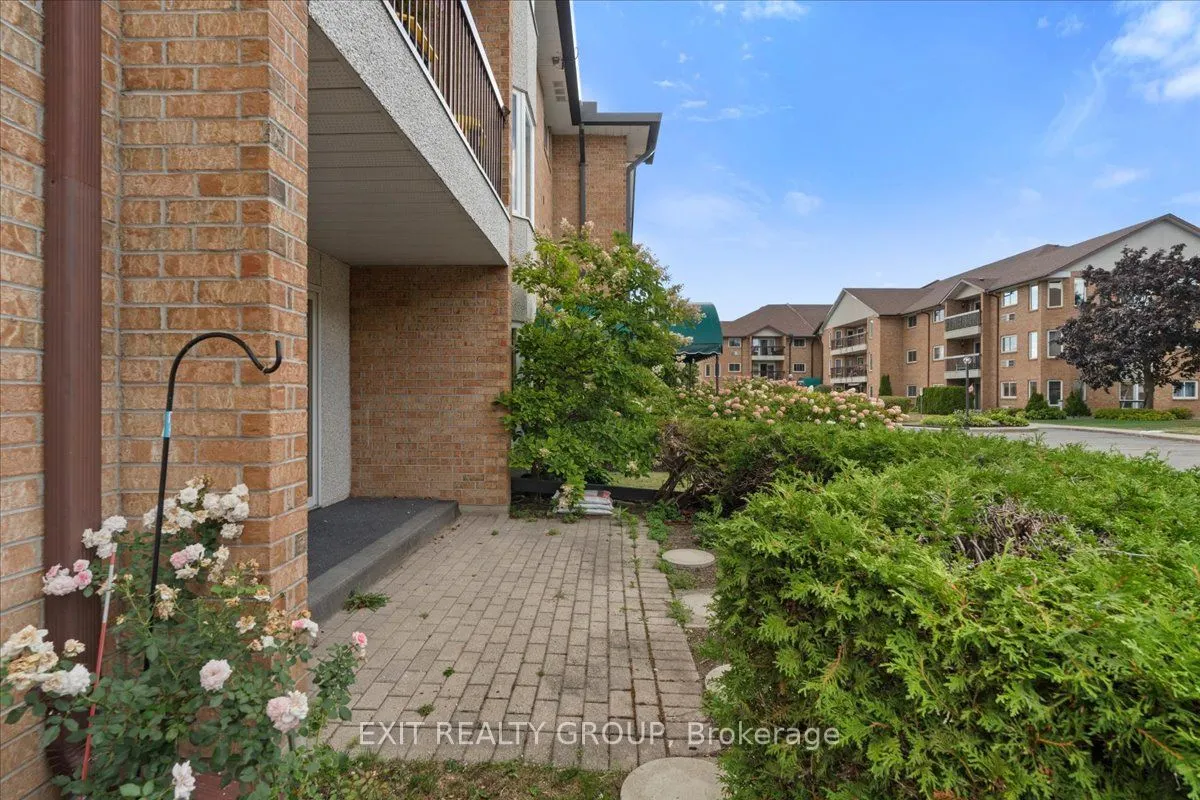 52 Tripp Boulevard, #117