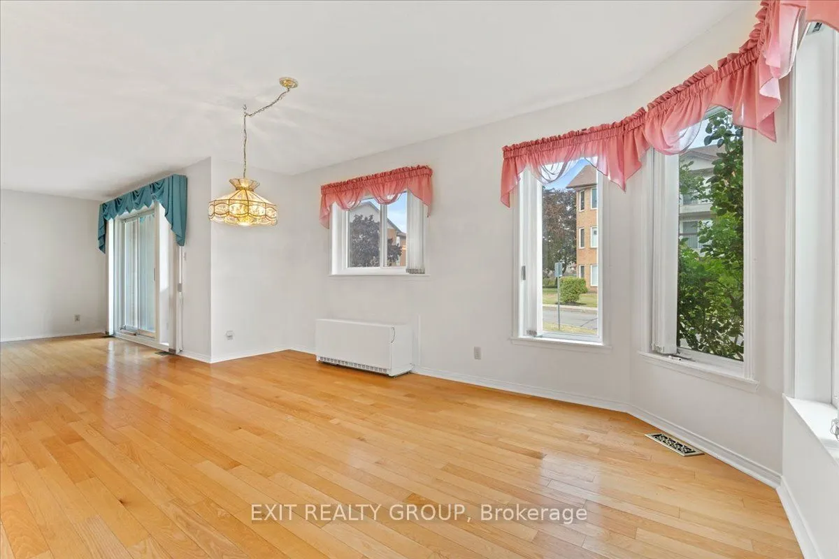 52 Tripp Boulevard, #117
