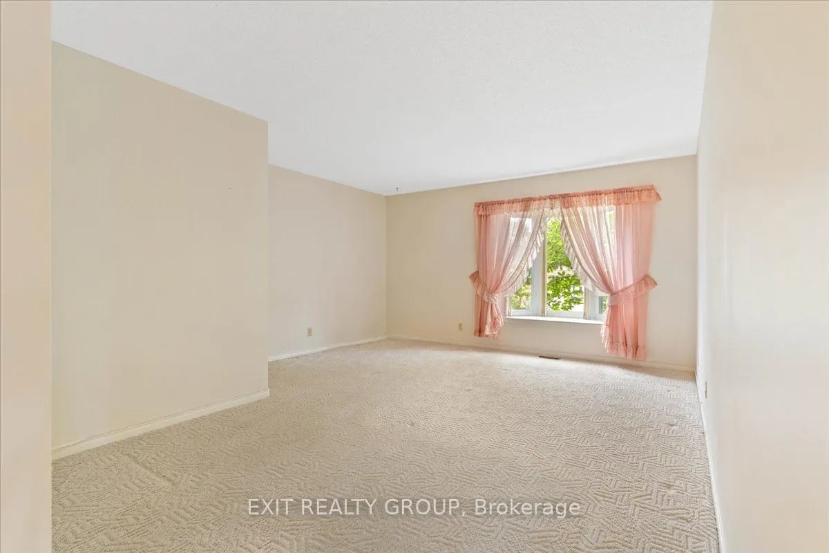 52 Tripp Boulevard, #117