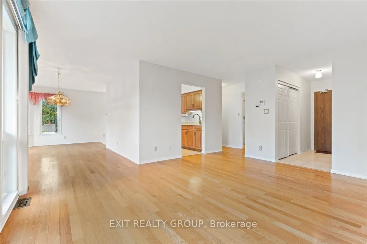52 Tripp Boulevard, #117