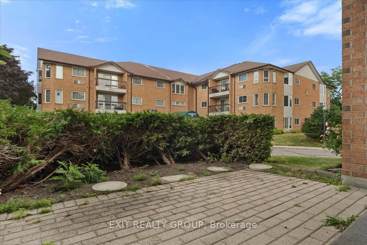 52 Tripp Boulevard, #117