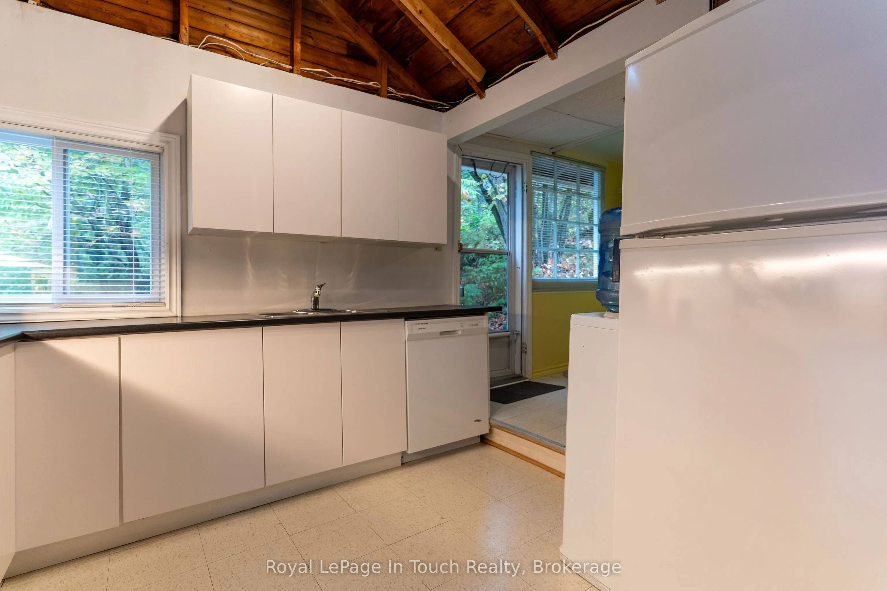 13182 Georgian Bay Shore