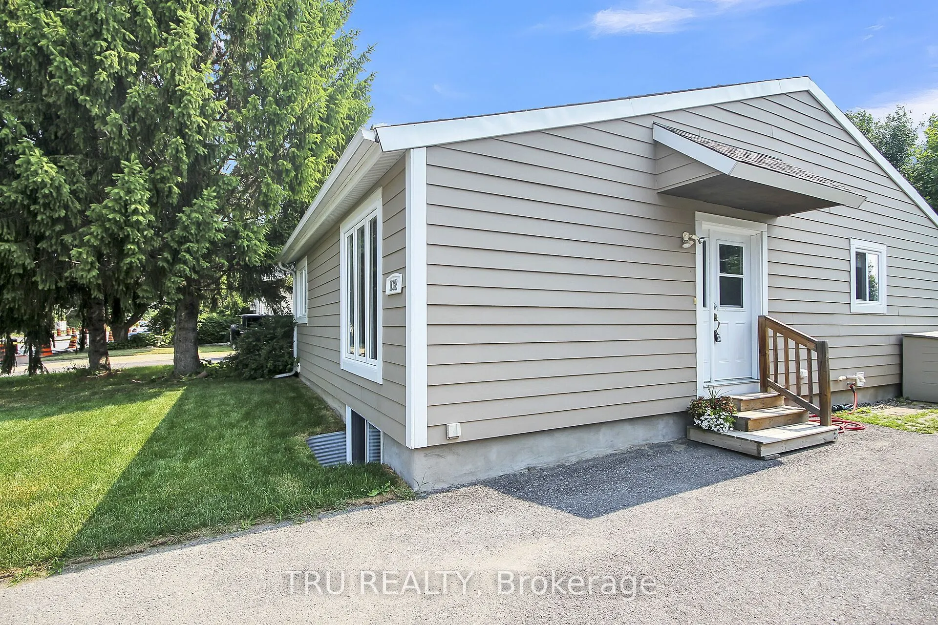 132 Rothesay Drive