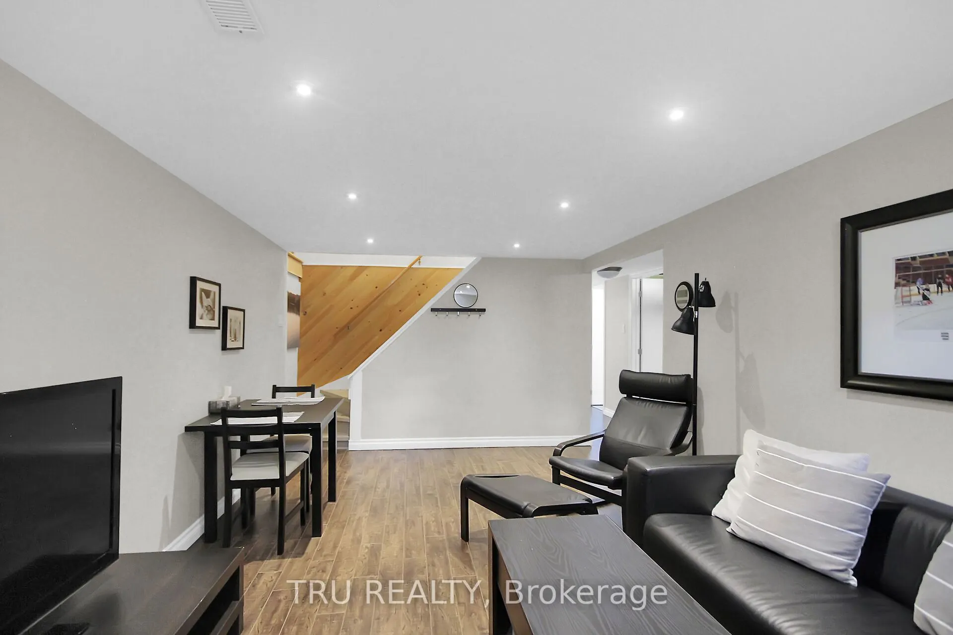 132 Rothesay Drive