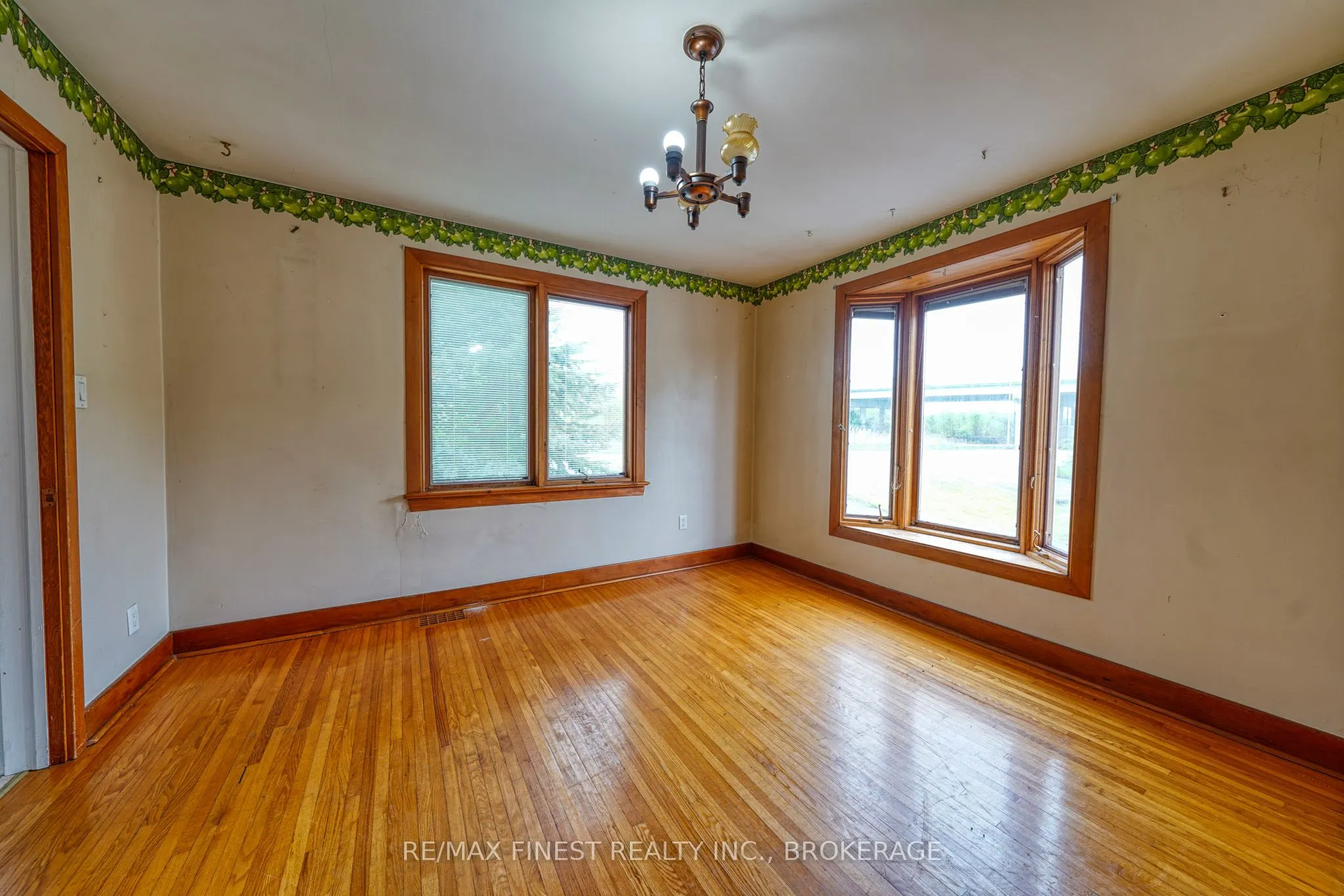 2073 Bath Road