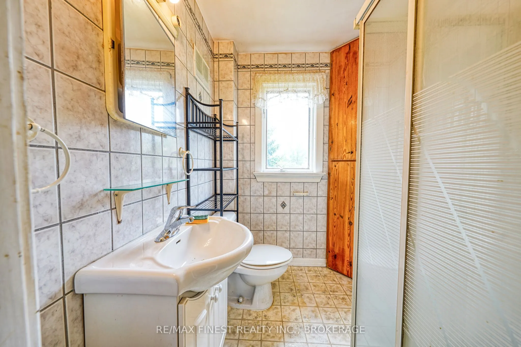 2073 Bath Road