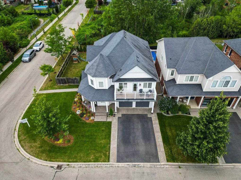 44 FOWLER Drive