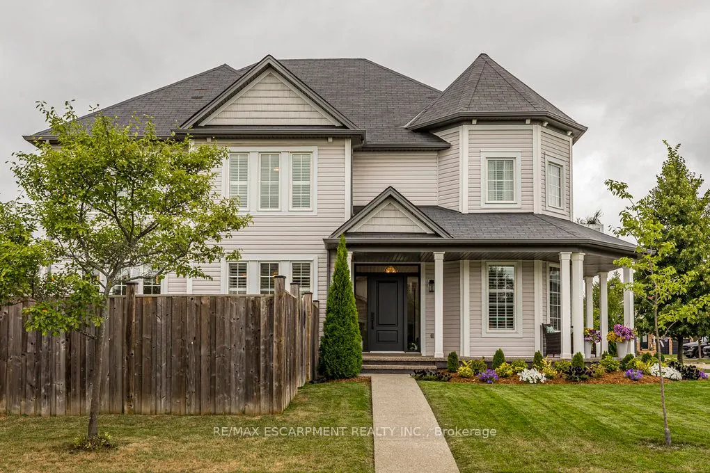 44 FOWLER Drive