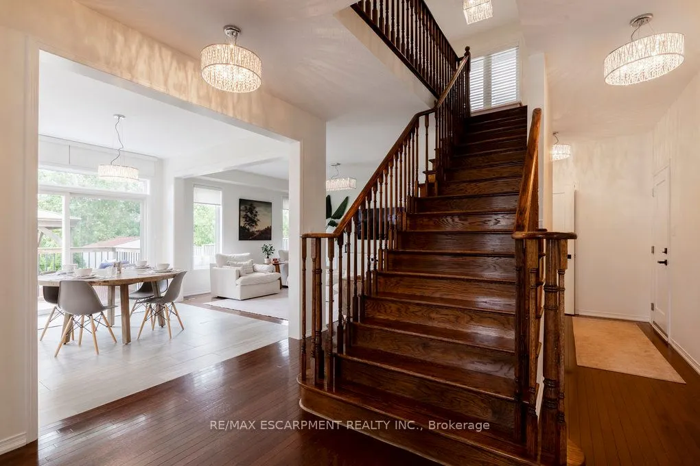 44 FOWLER Drive