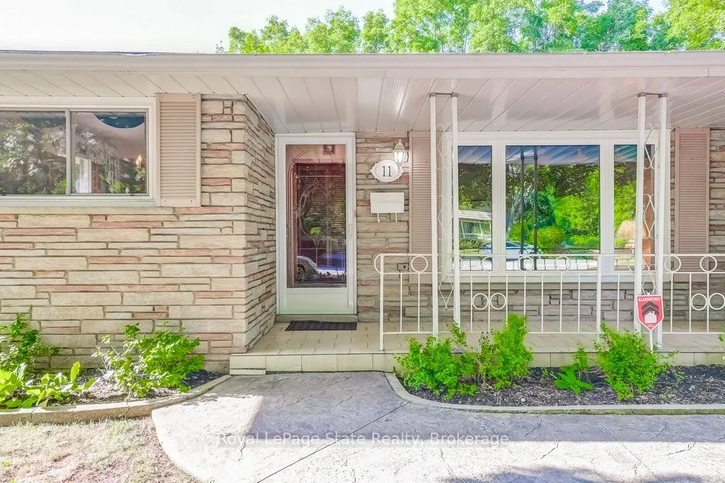 11 Rogers Road
