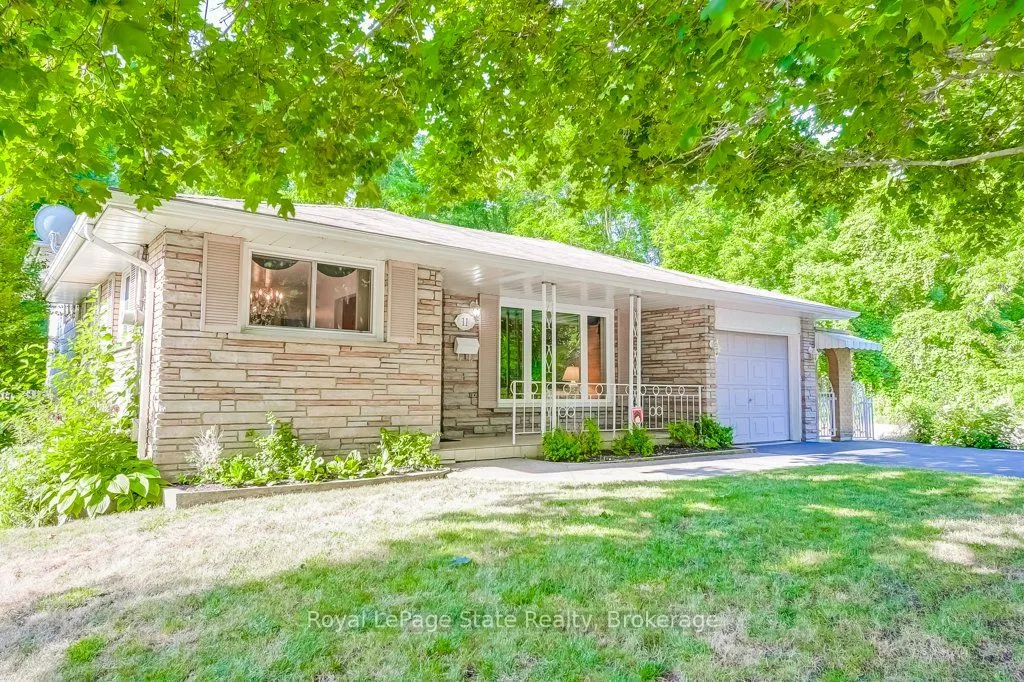 11 Rogers Road