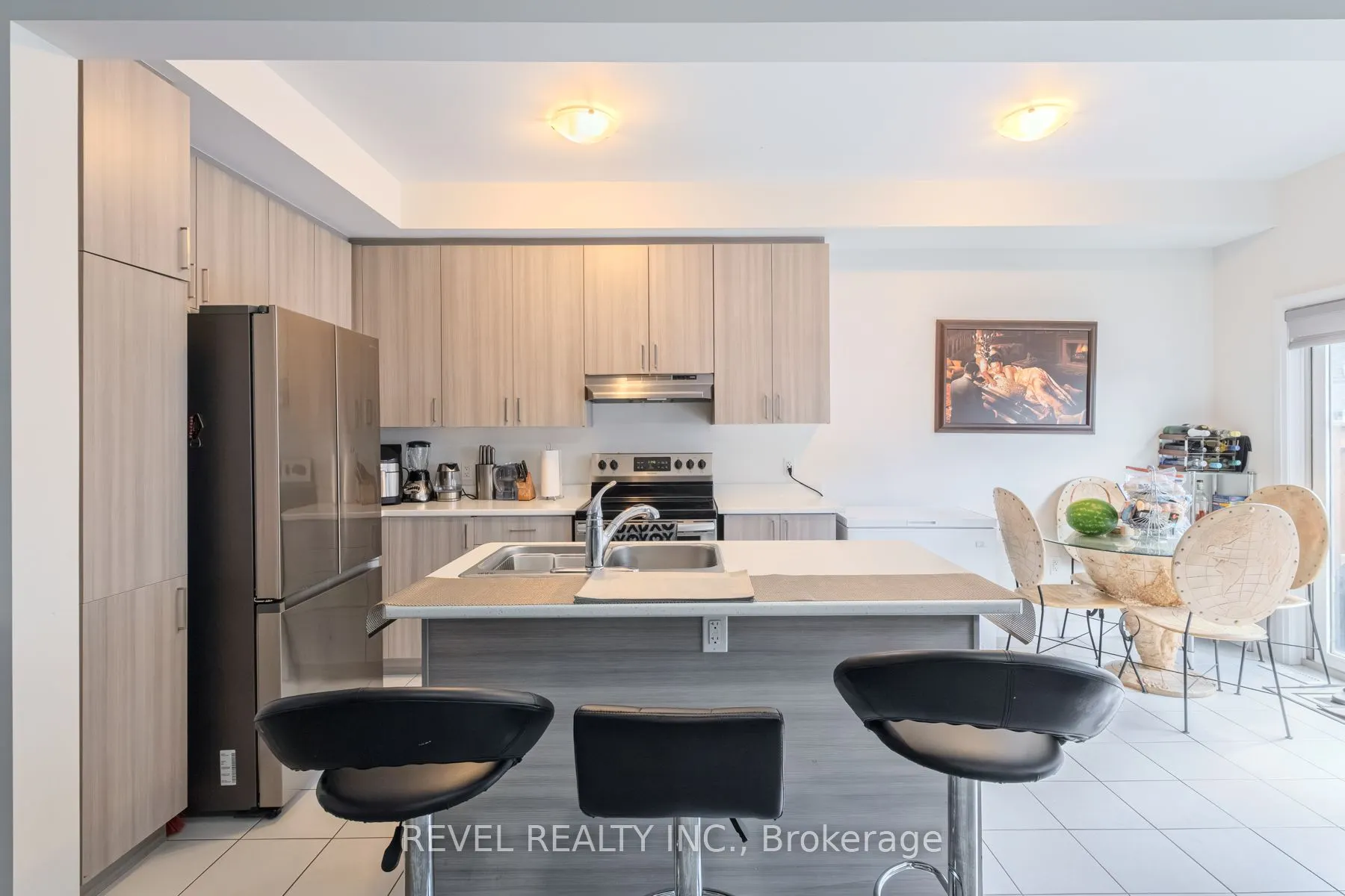 520 Grey Street, #11