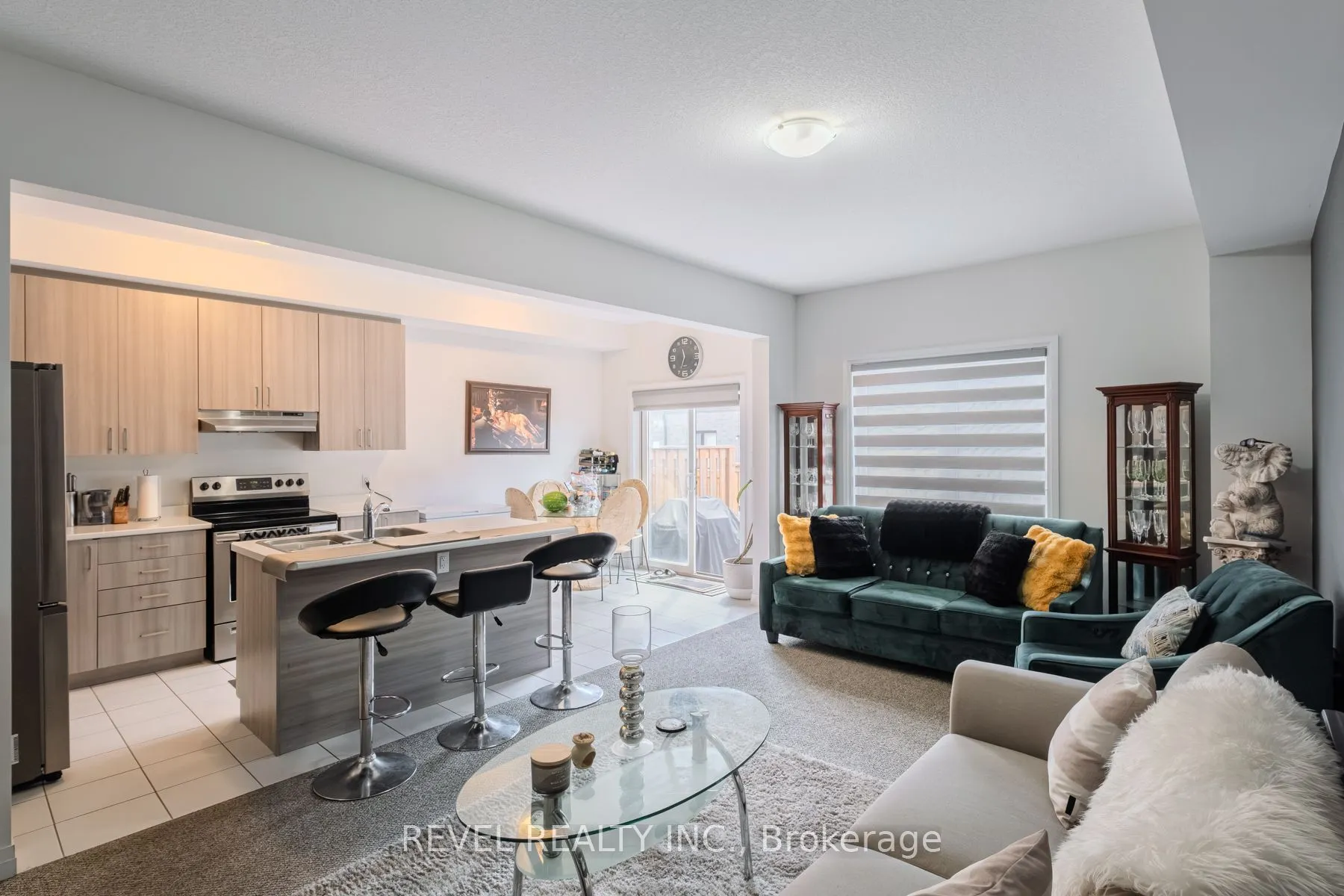 520 Grey Street, #11