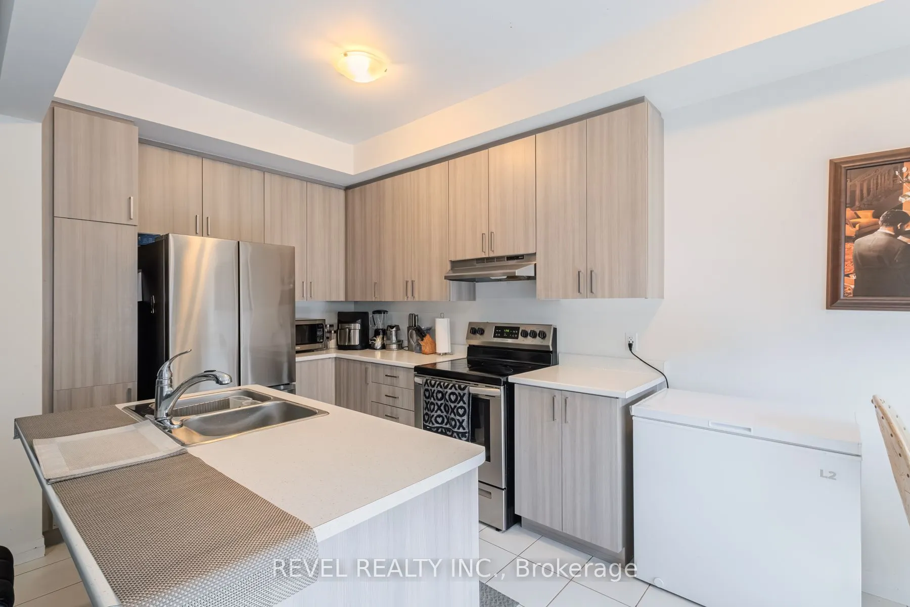 520 Grey Street, #11