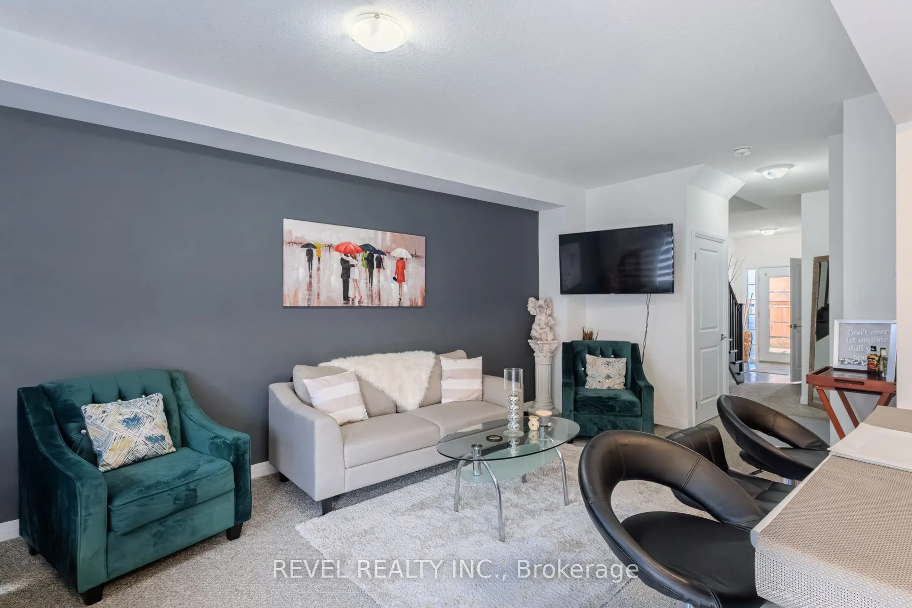 520 Grey Street, #11