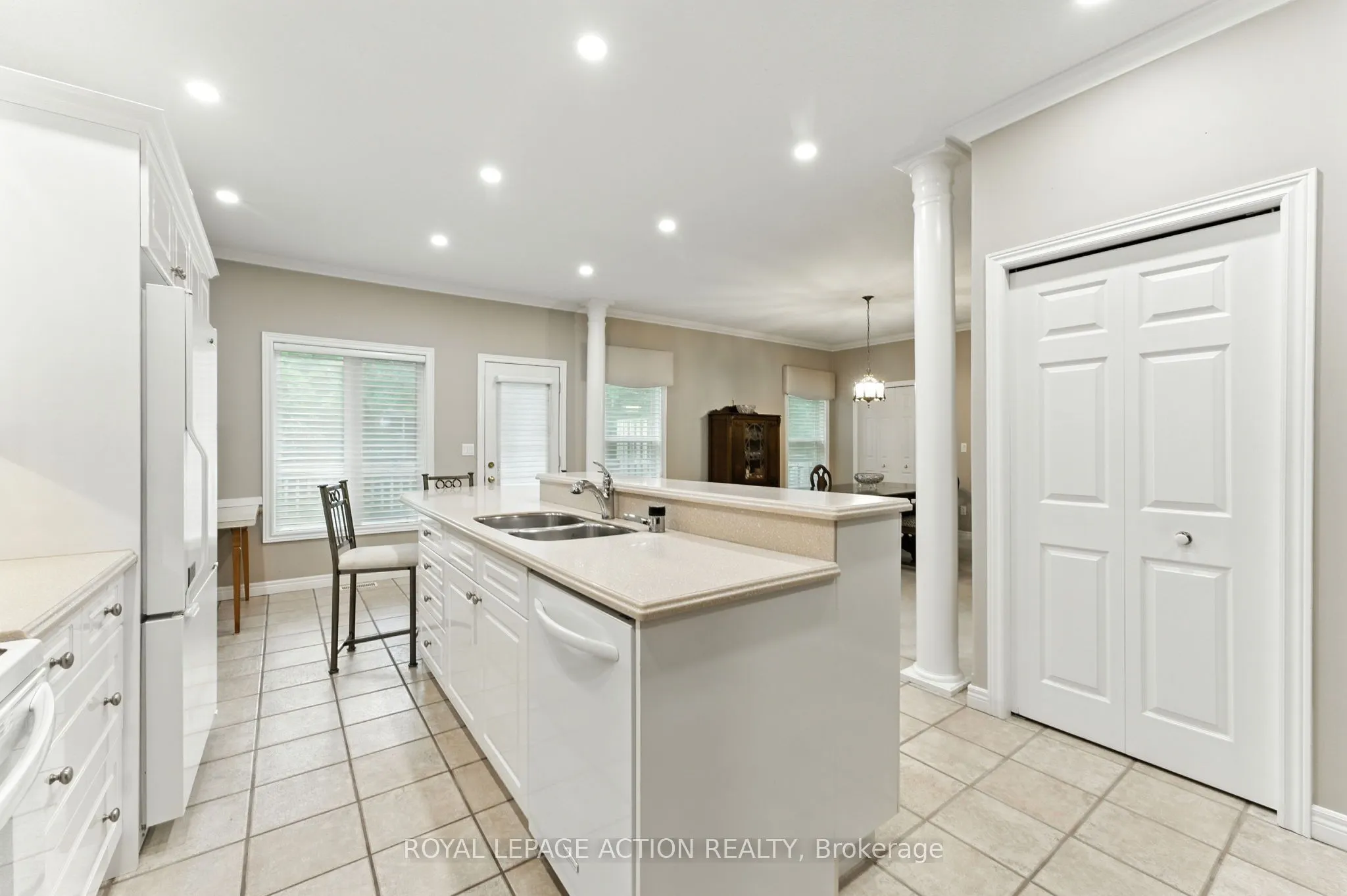 24 Hardy Road, #16