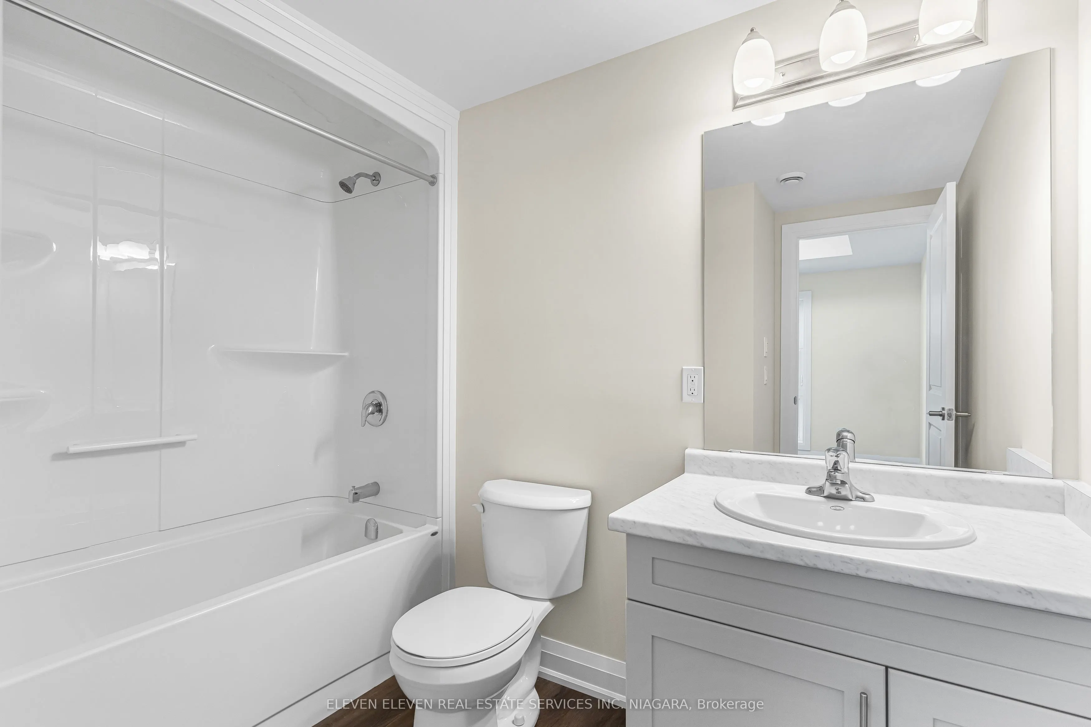 118 Summersides Boulevard, #202