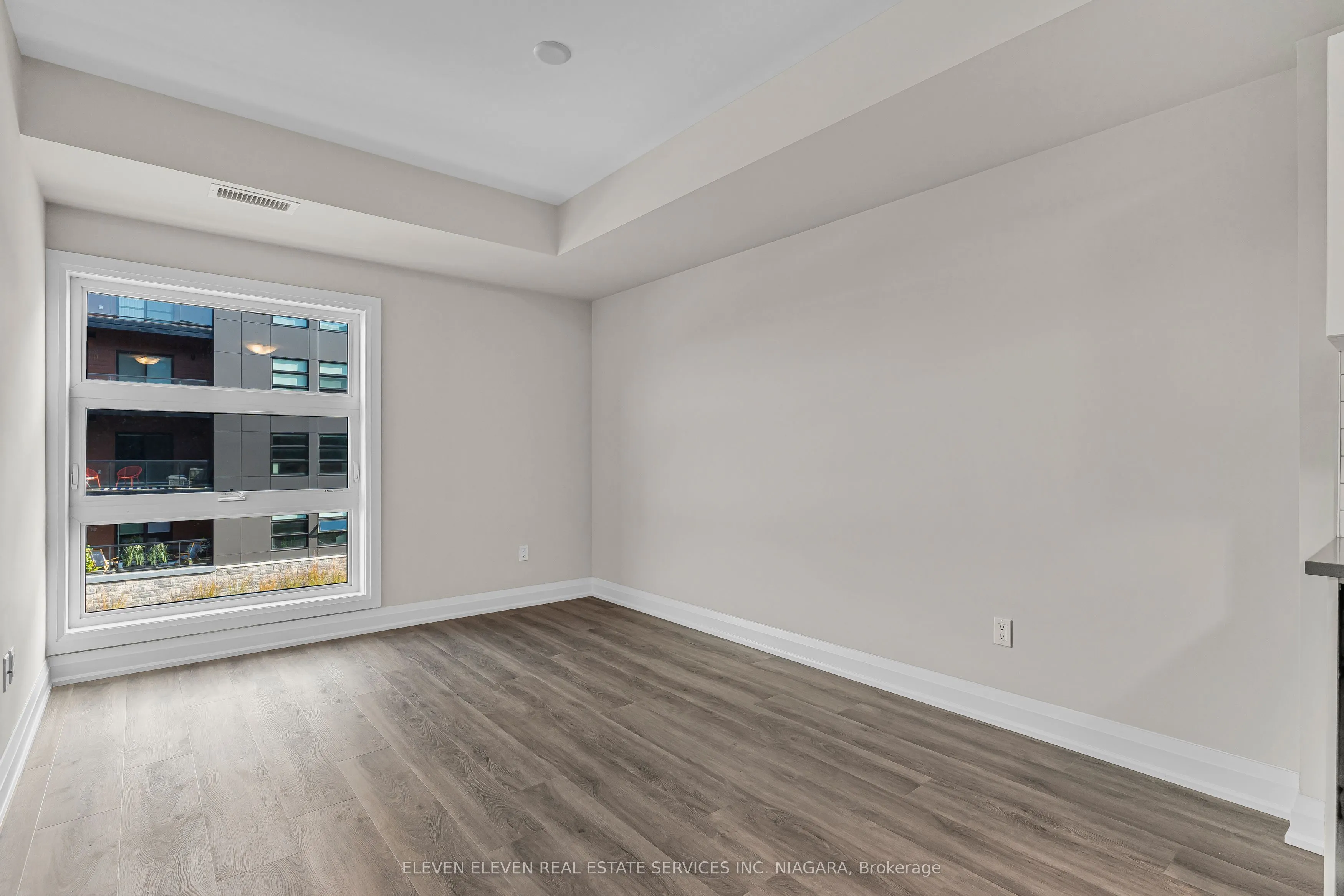 118 Summersides Boulevard, #202