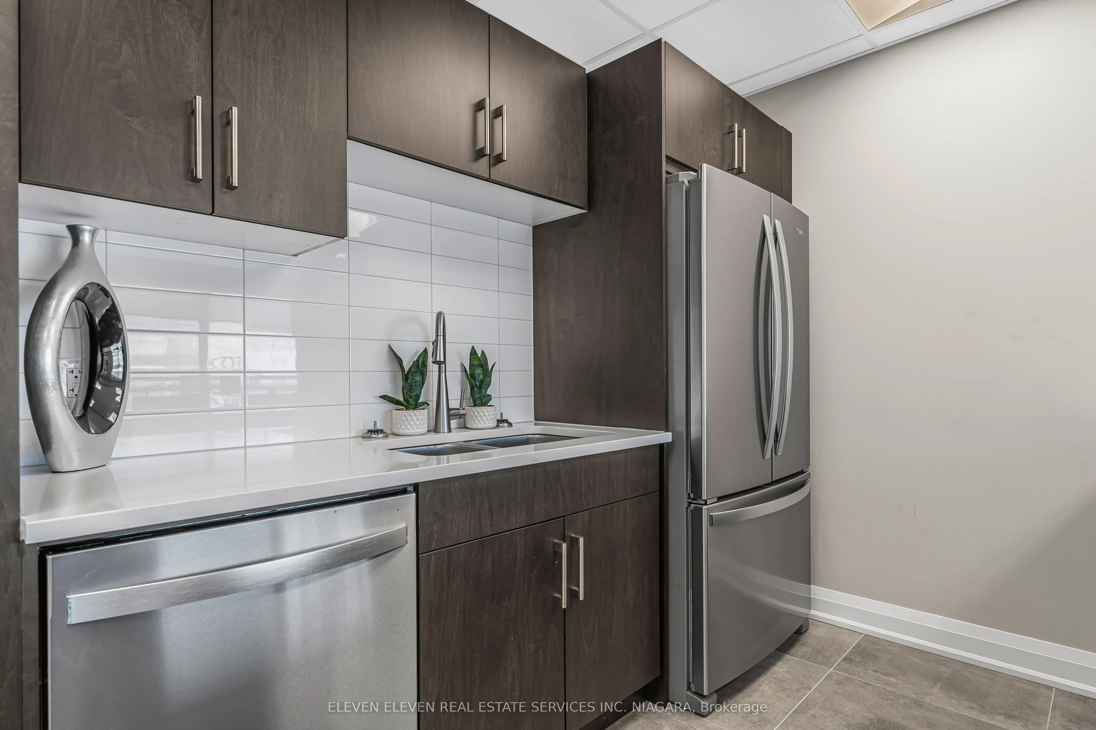 118 Summersides Boulevard, #202