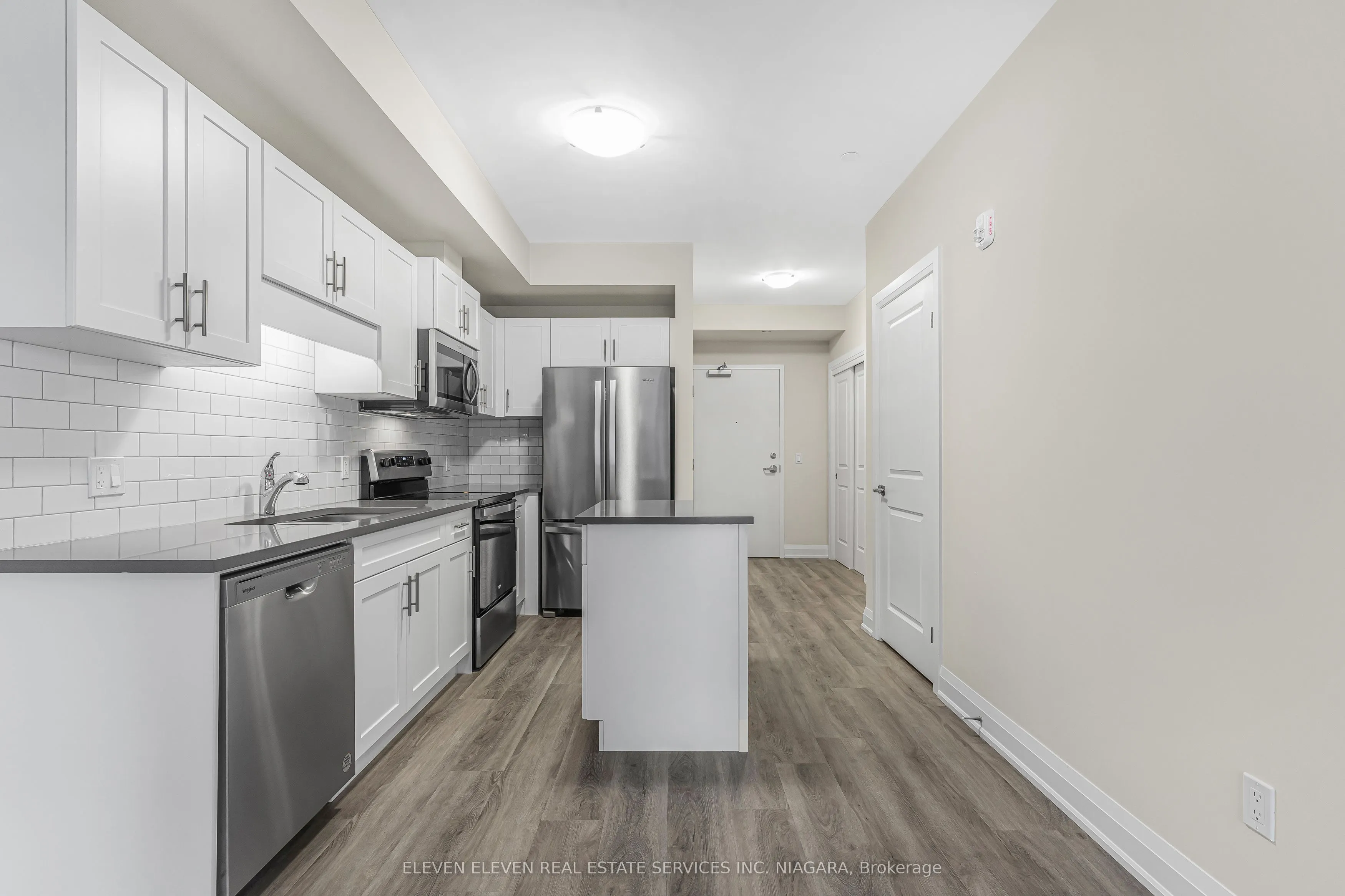 118 Summersides Boulevard, #202