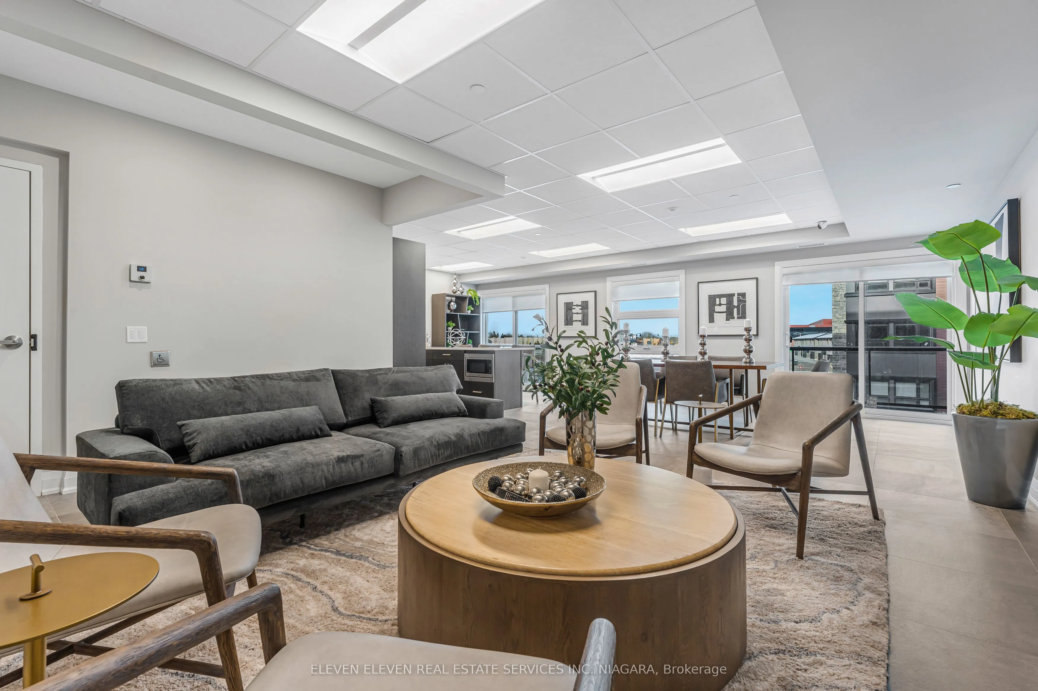 118 Summersides Boulevard, #302