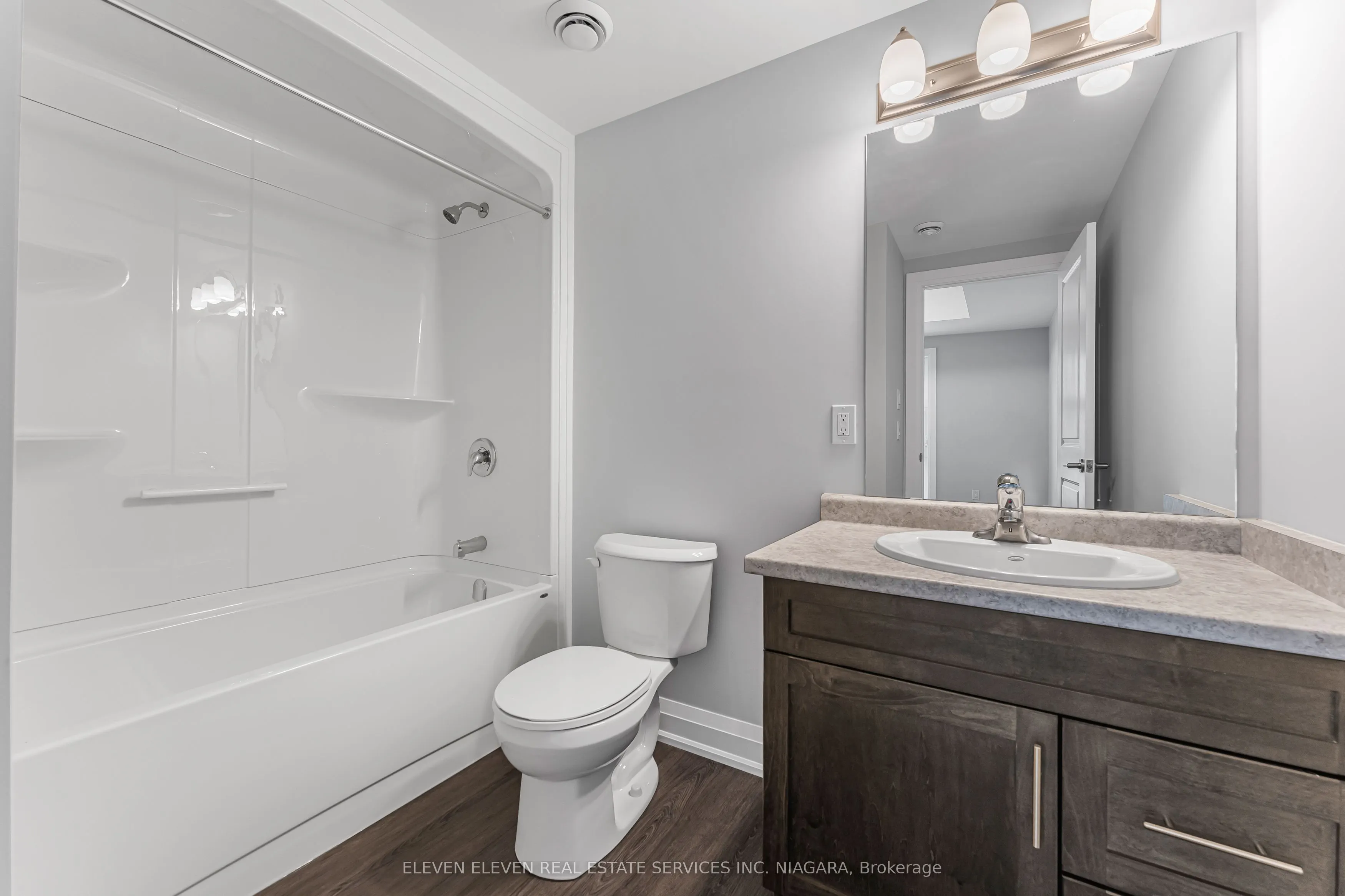 118 Summersides Boulevard, #302
