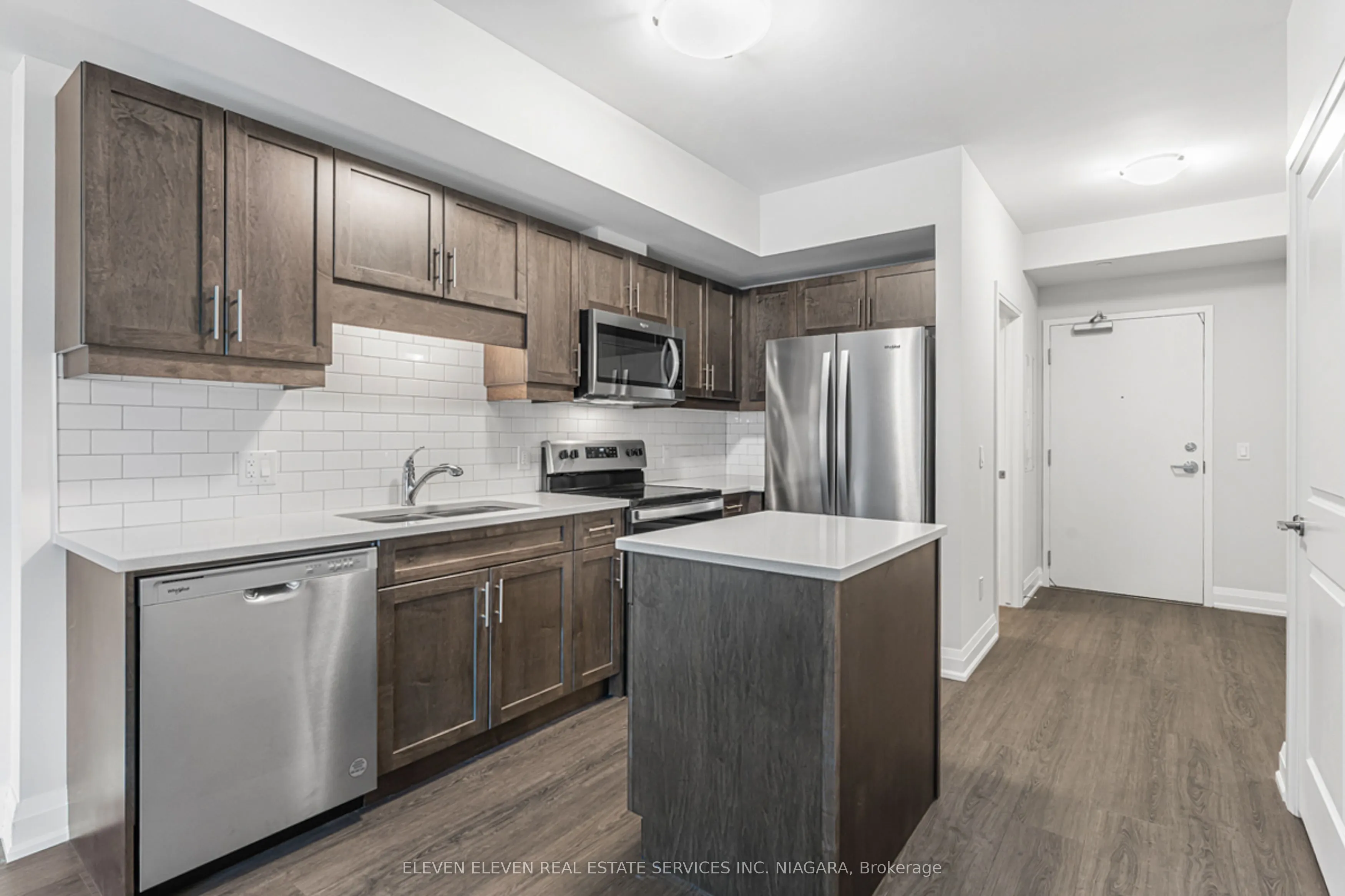 118 Summersides Boulevard, #302