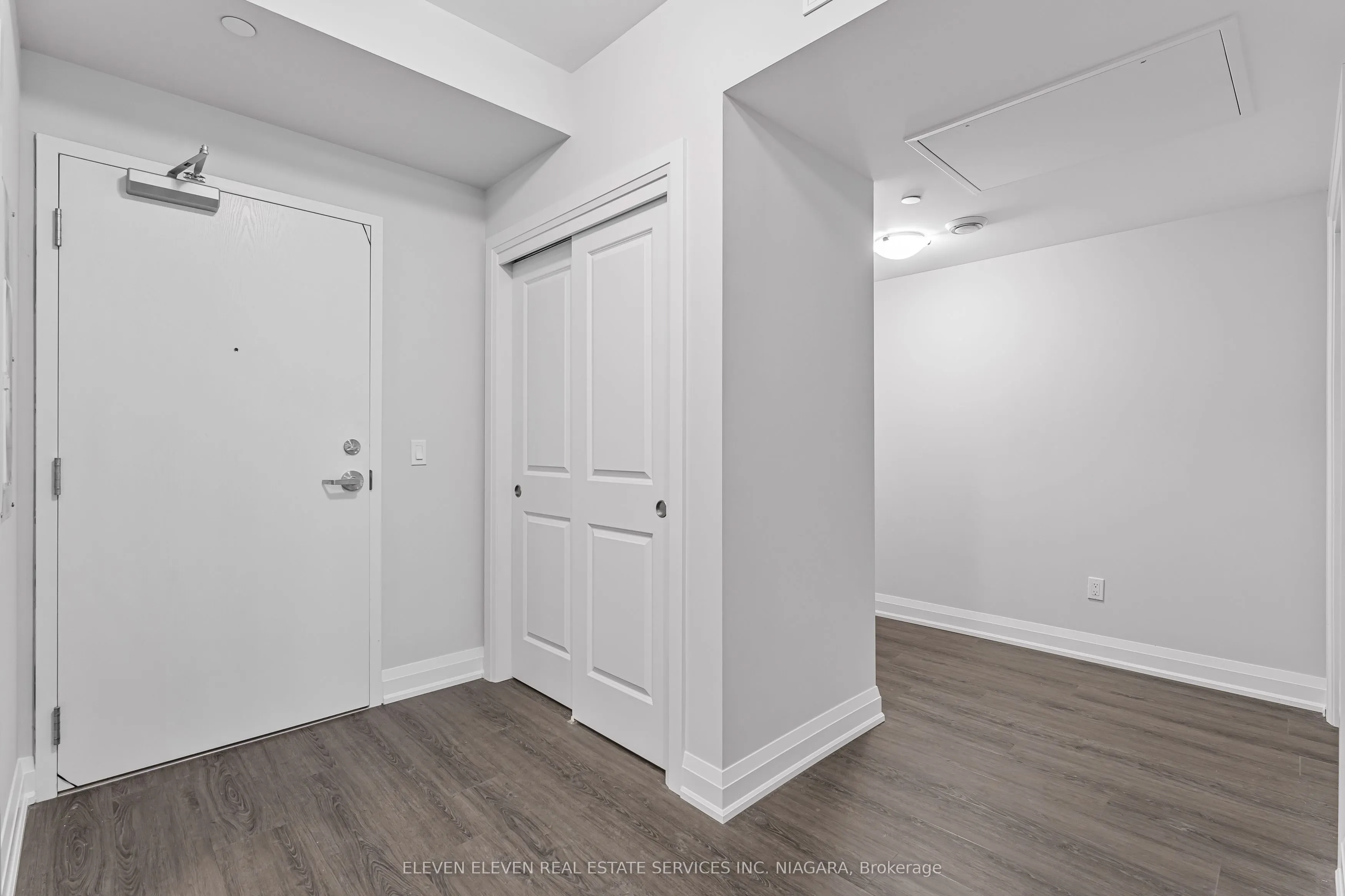 118 Summersides Boulevard, #302
