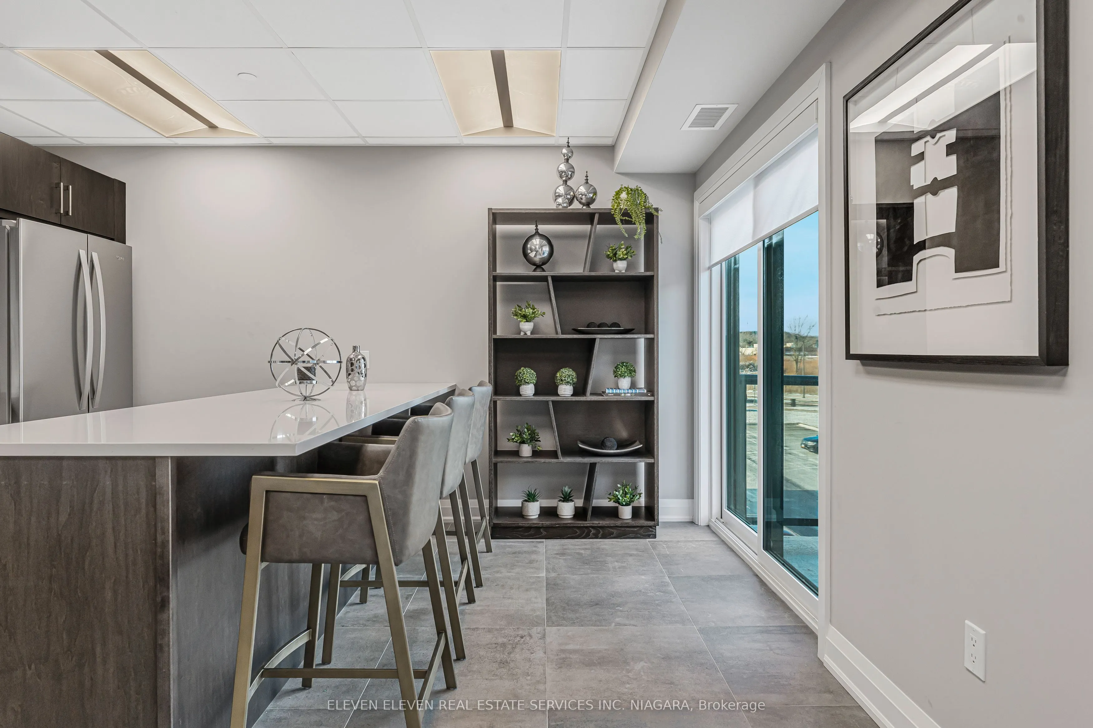118 Summersides Boulevard, #302