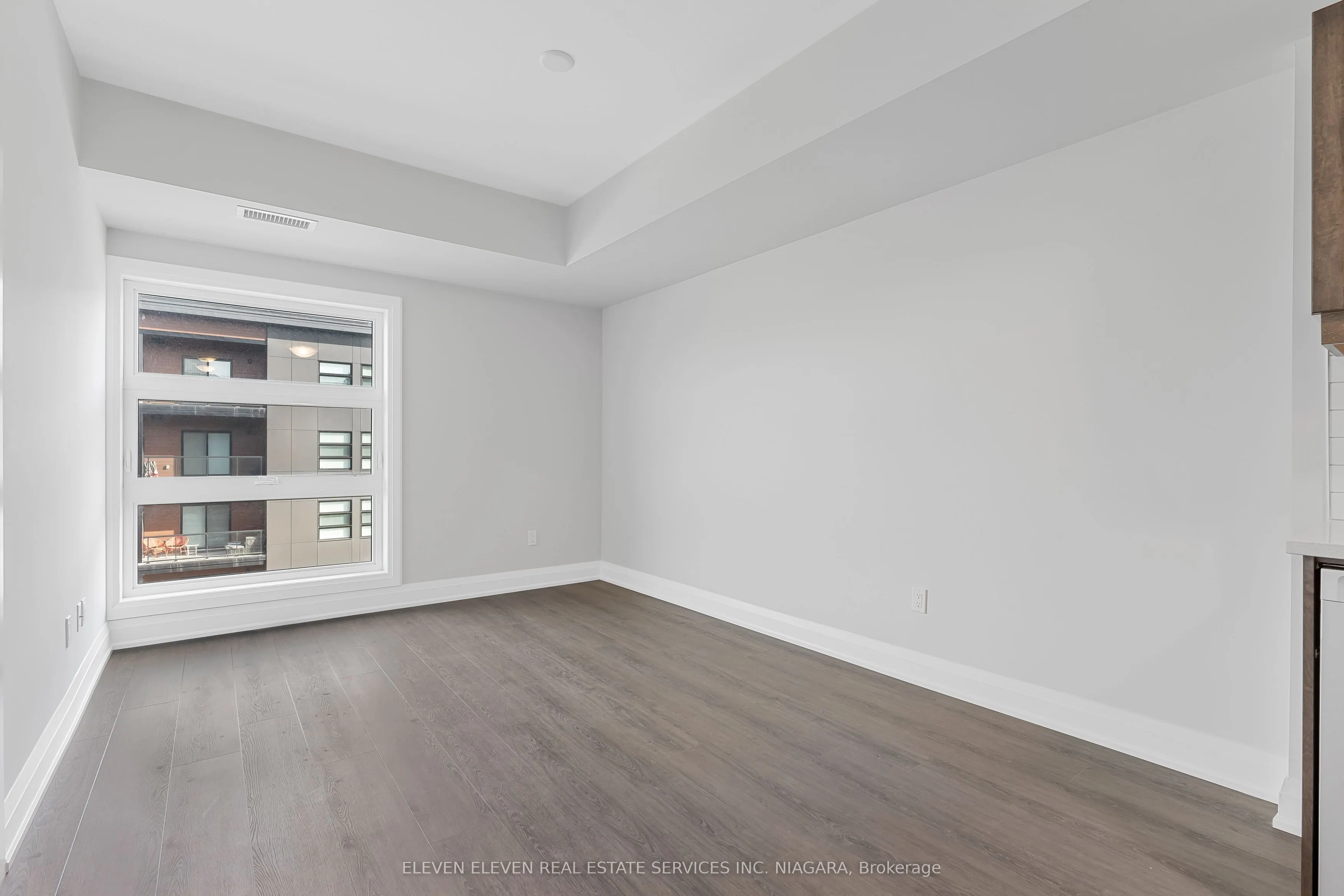 118 Summersides Boulevard, #302
