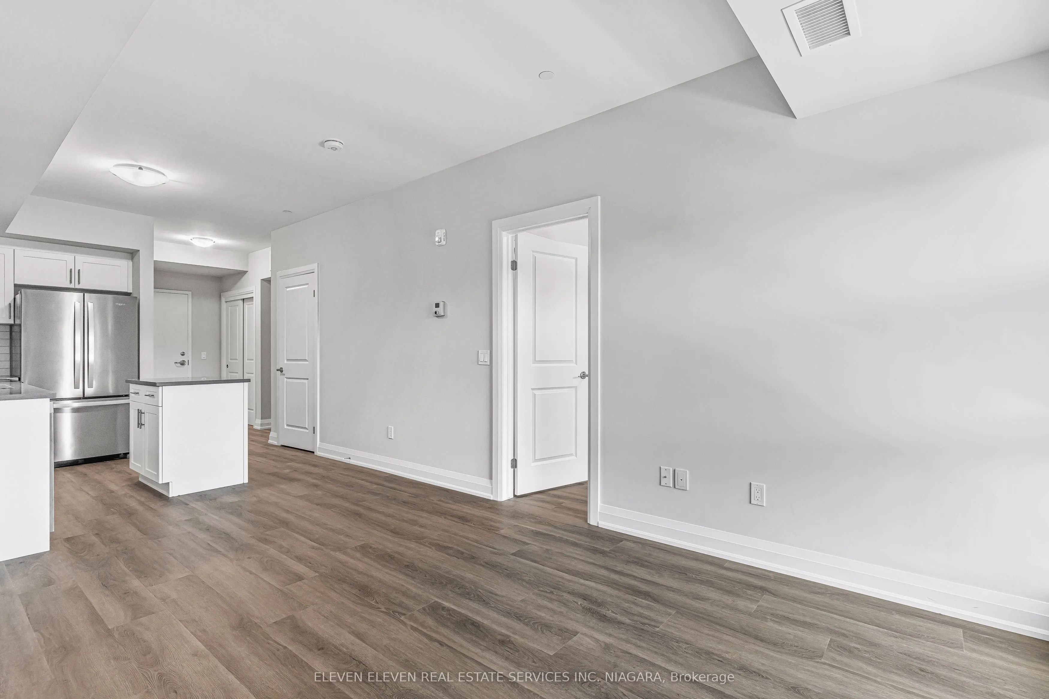 118 Summersides Boulevard, #402