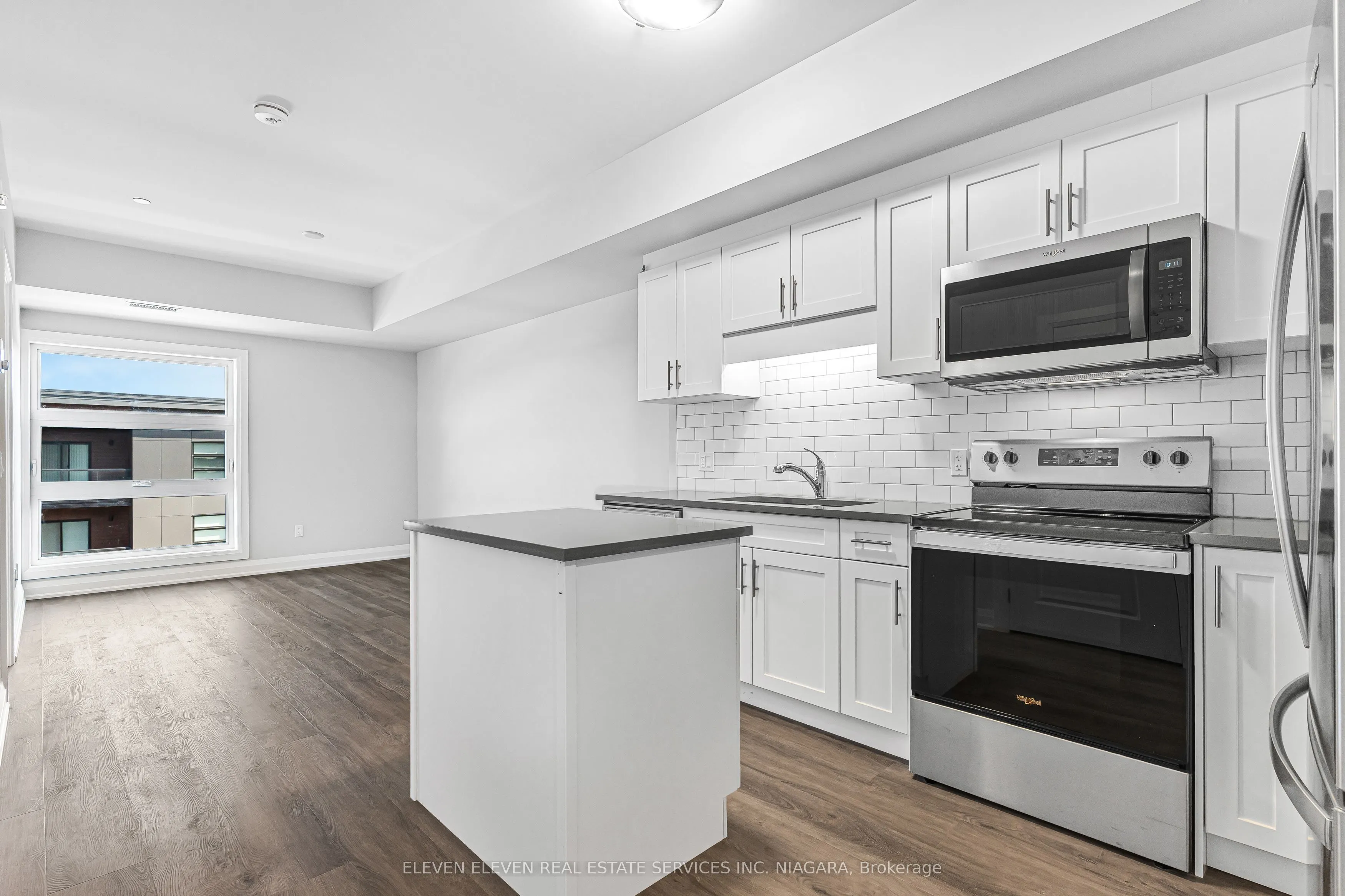 118 Summersides Boulevard, #402