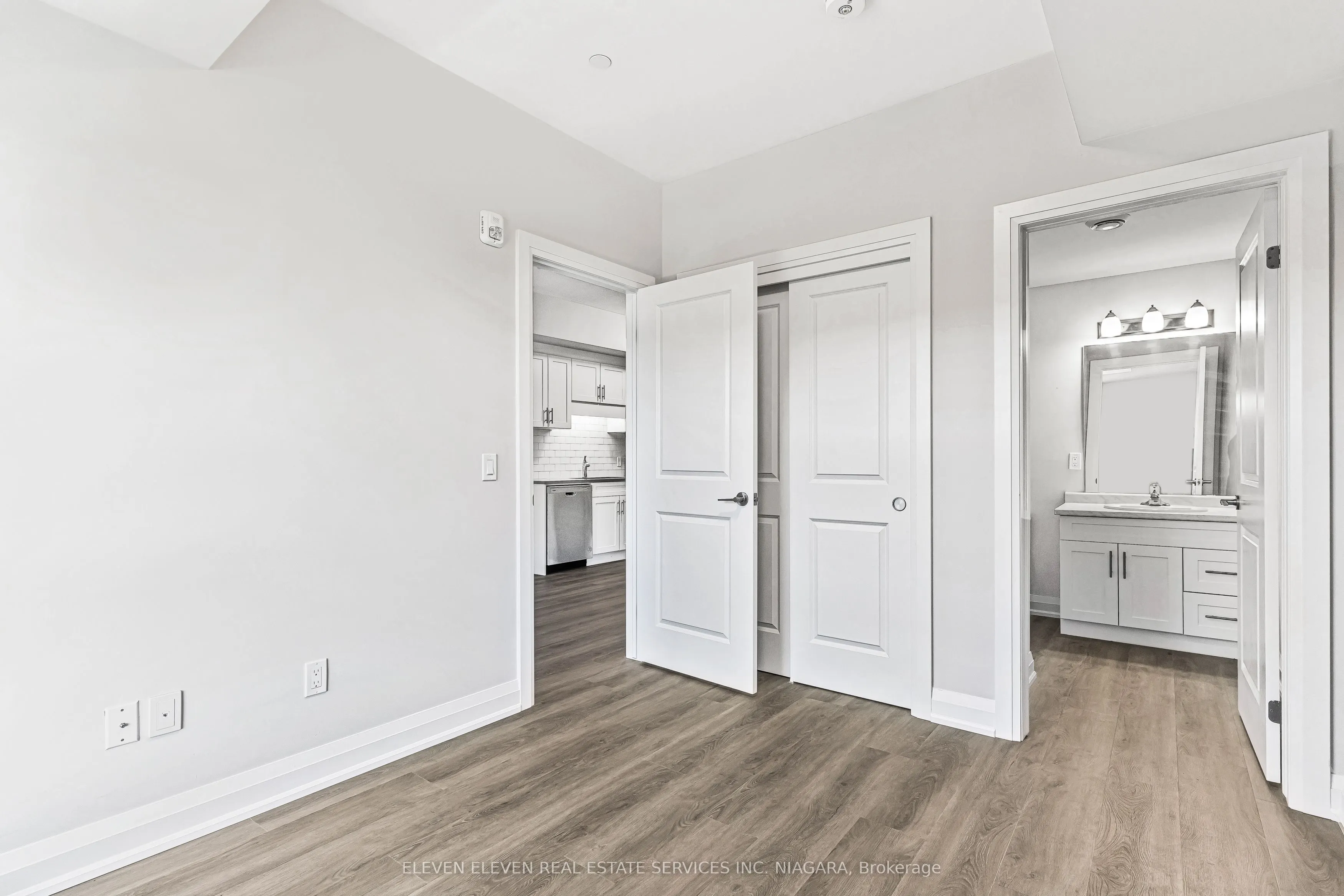 118 Summersides Boulevard, #402