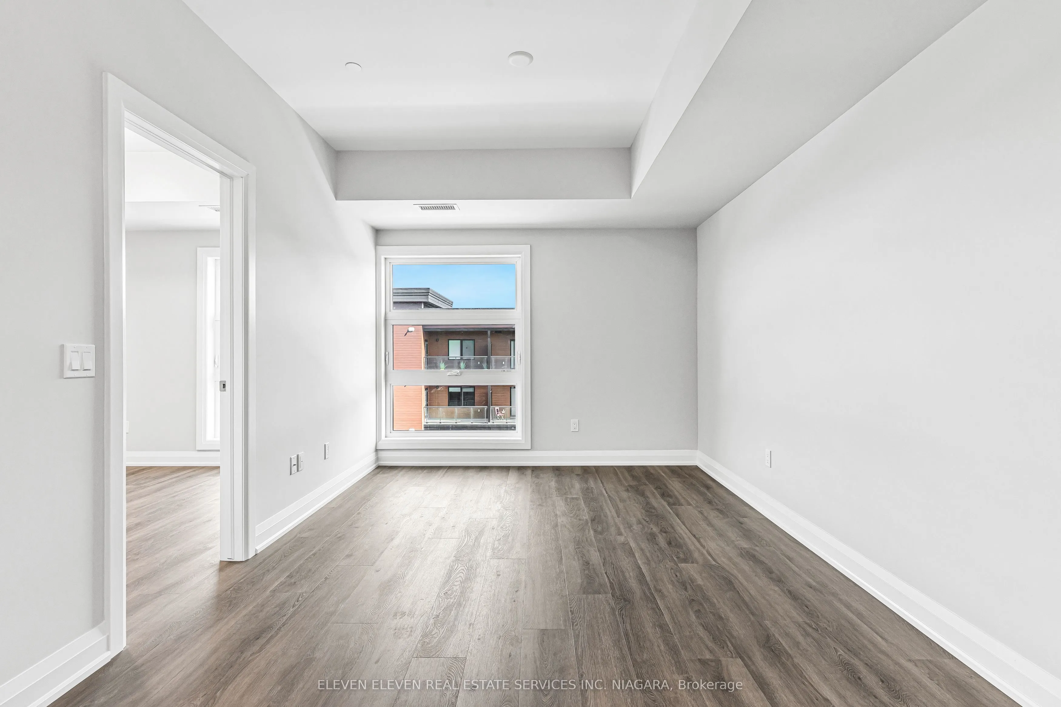 118 Summersides Boulevard, #402