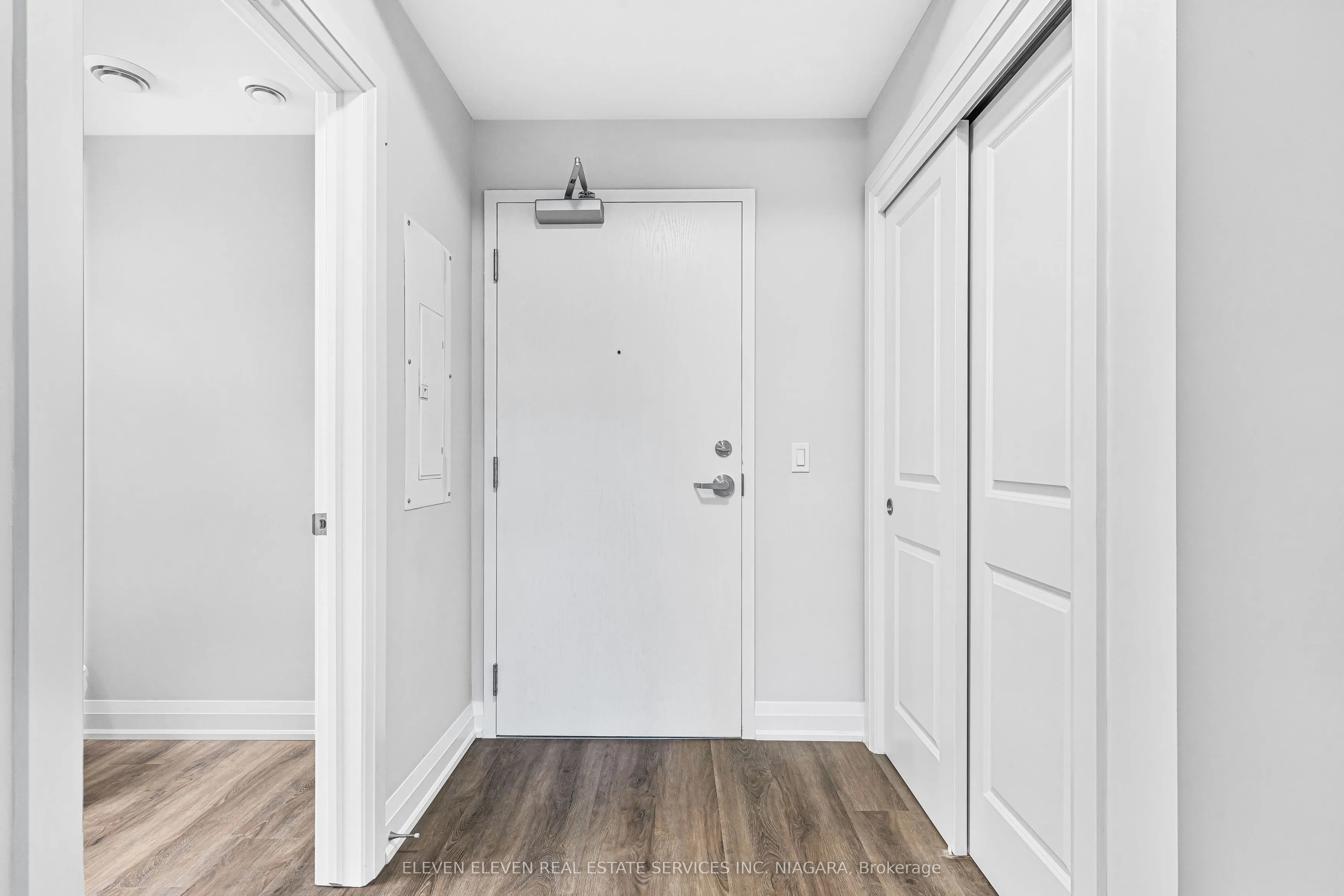 118 Summersides Boulevard, #402