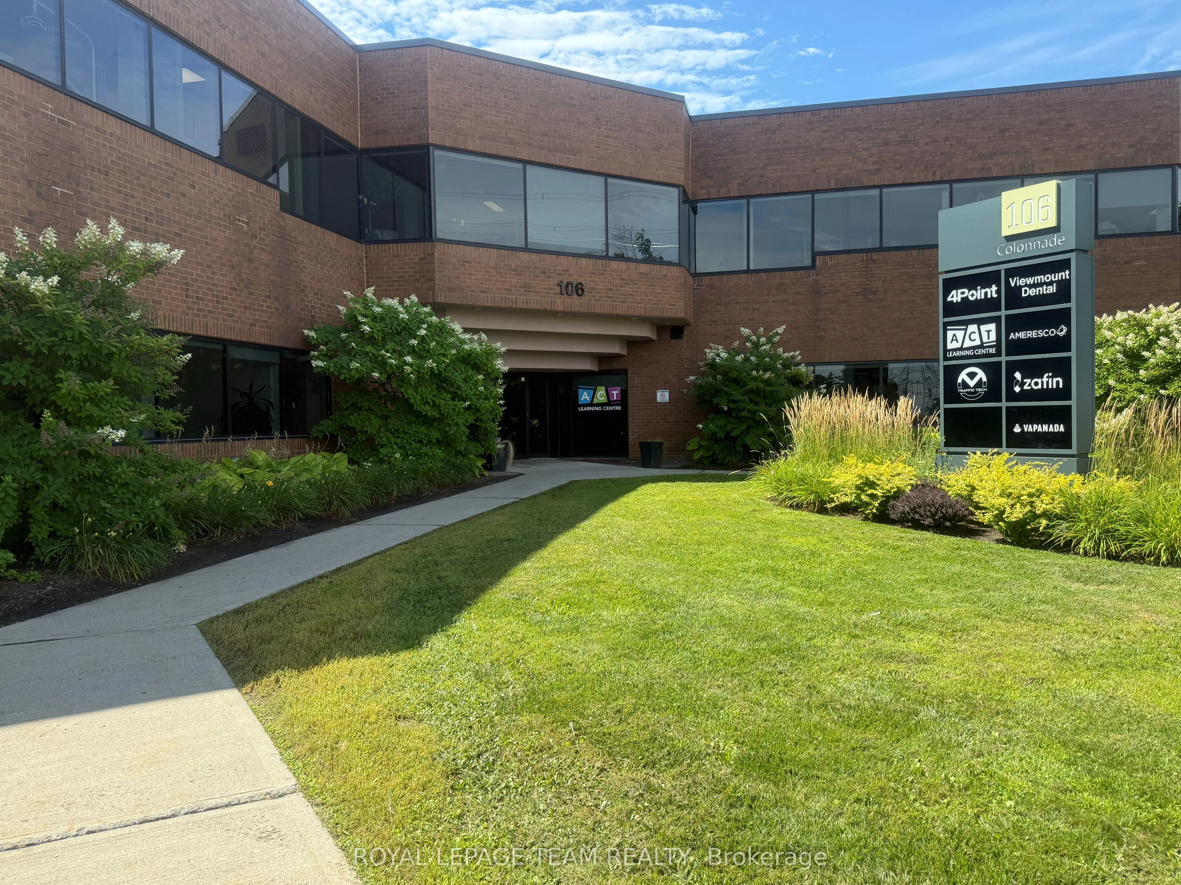106 Colonnade Road N, #230