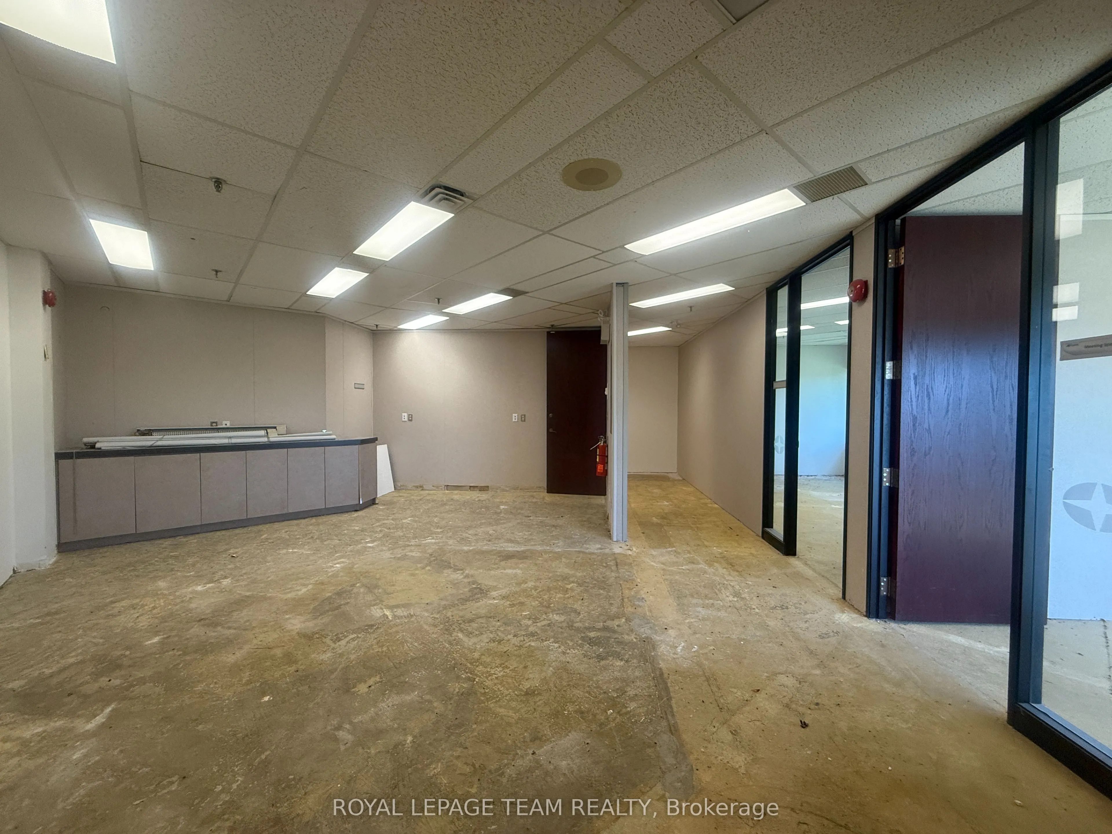 106 Colonnade Road N, #230