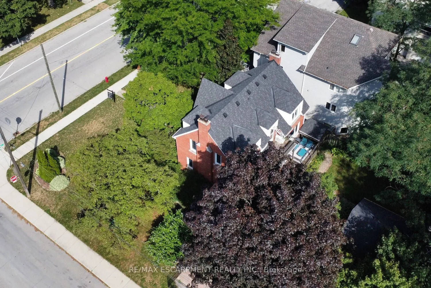 200 CONCESSION Street