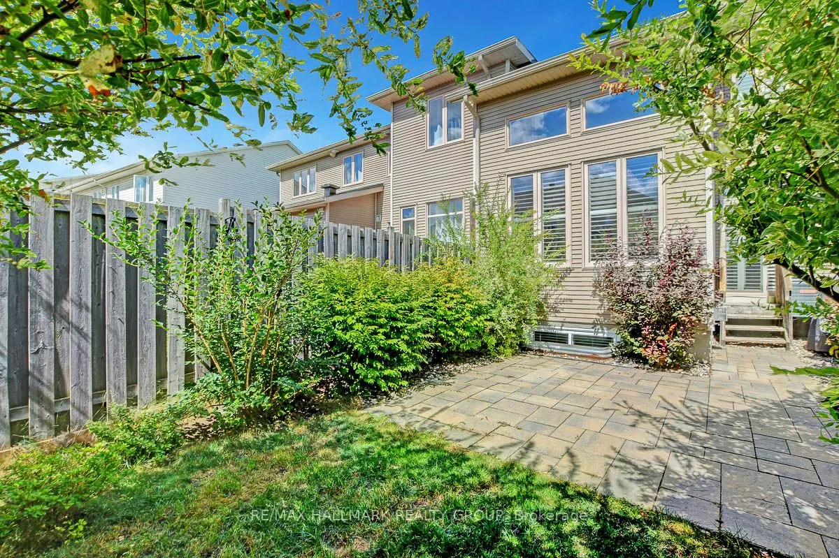 755 Bowercrest Crescent