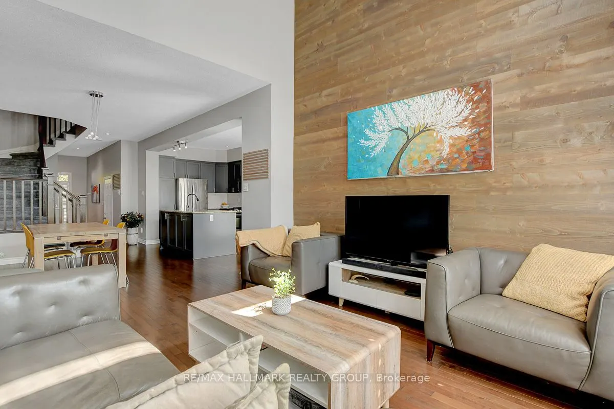 755 Bowercrest Crescent