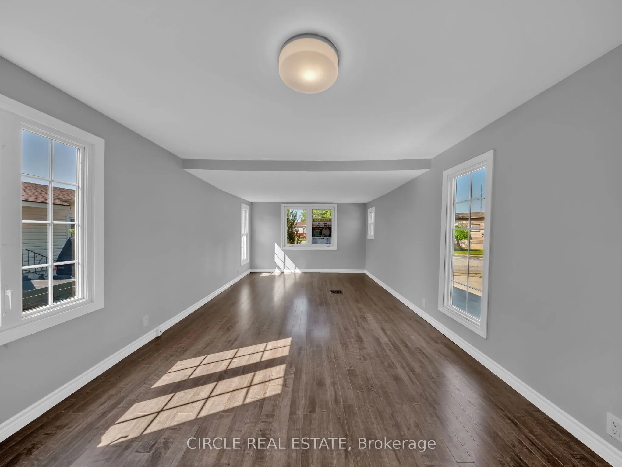 5 Maple Drive