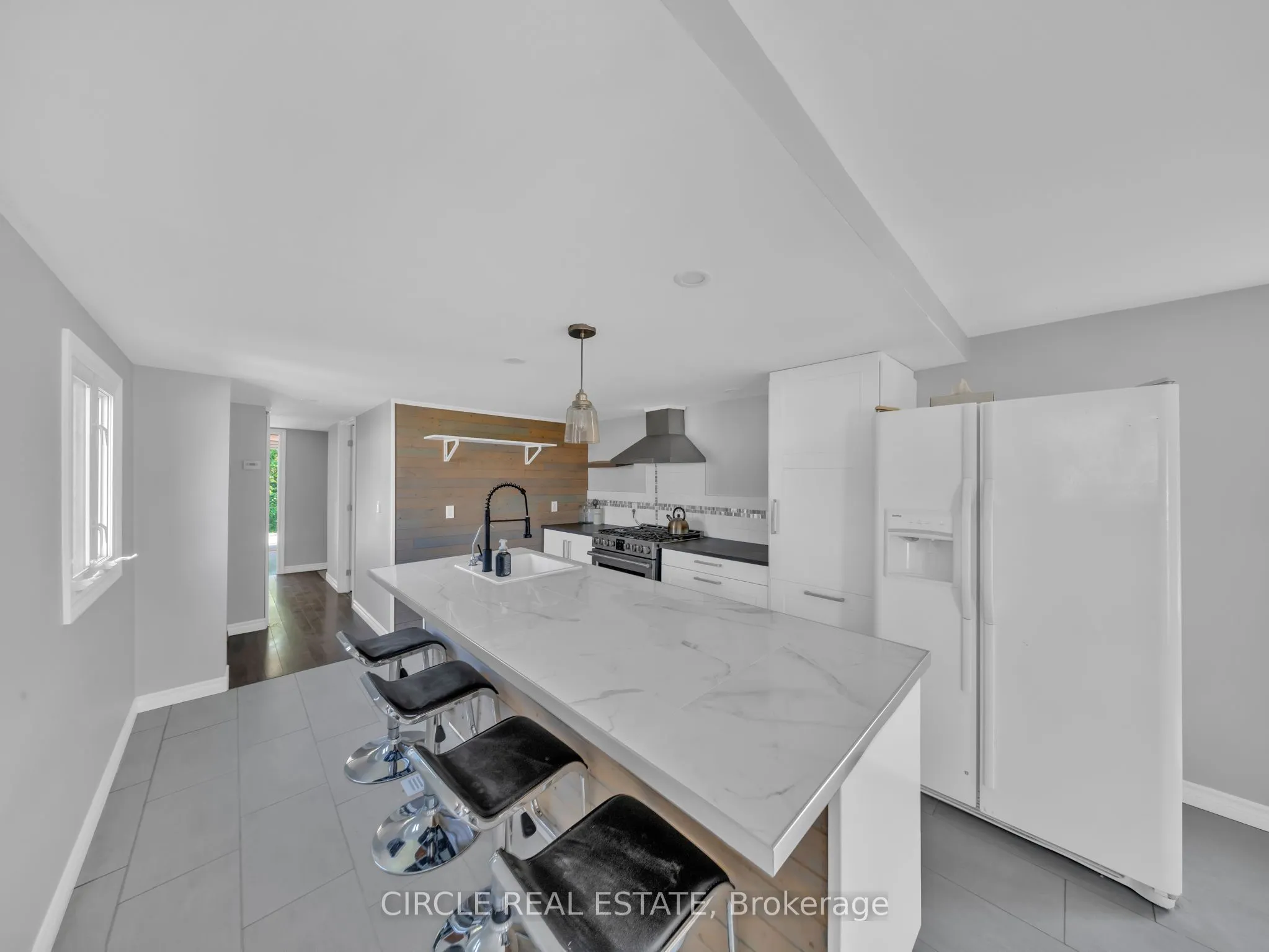 5 Maple Drive