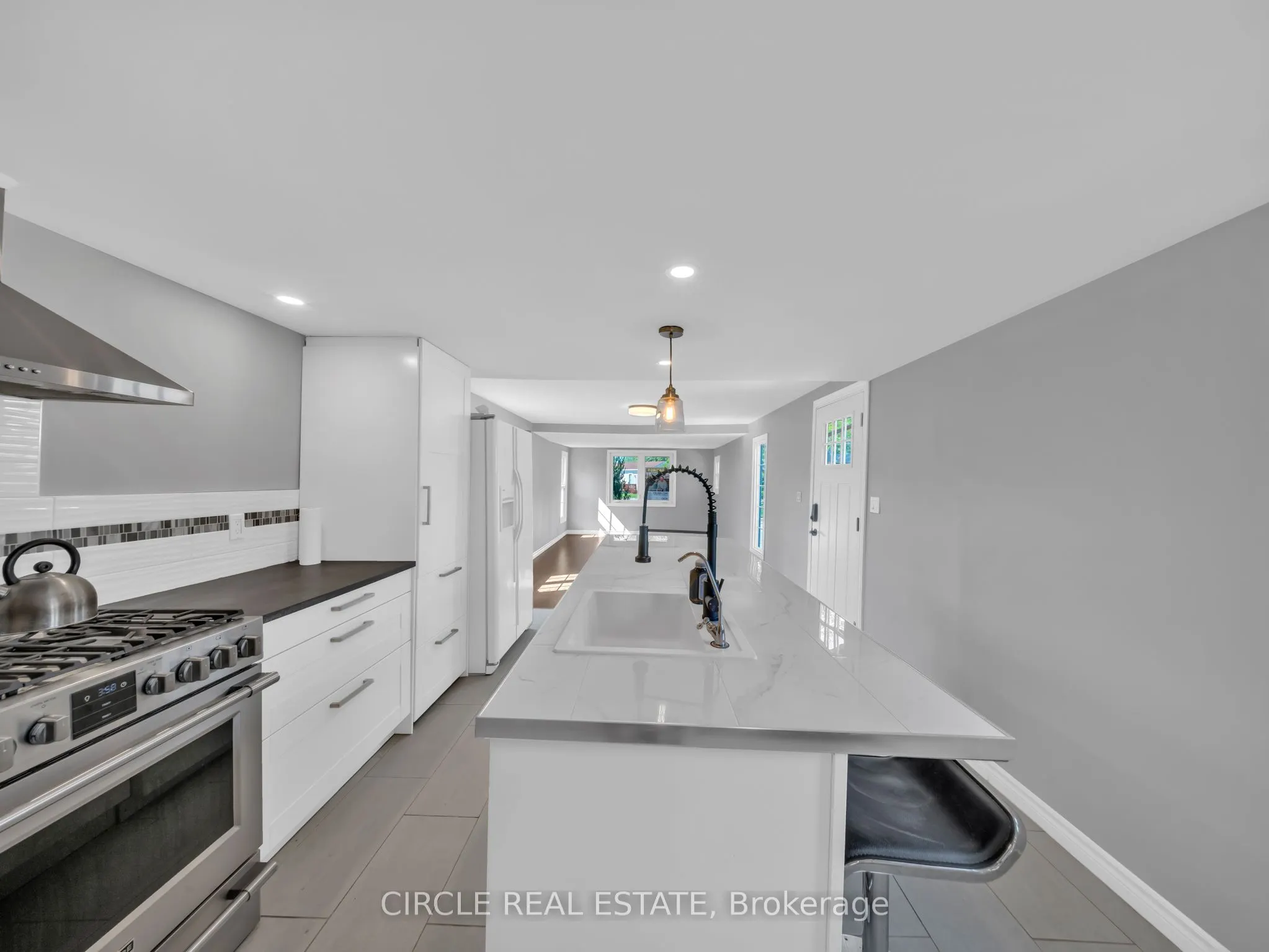 5 Maple Drive