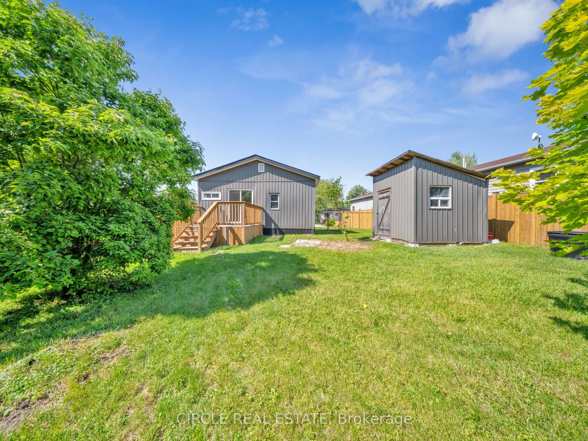 5 Maple Drive