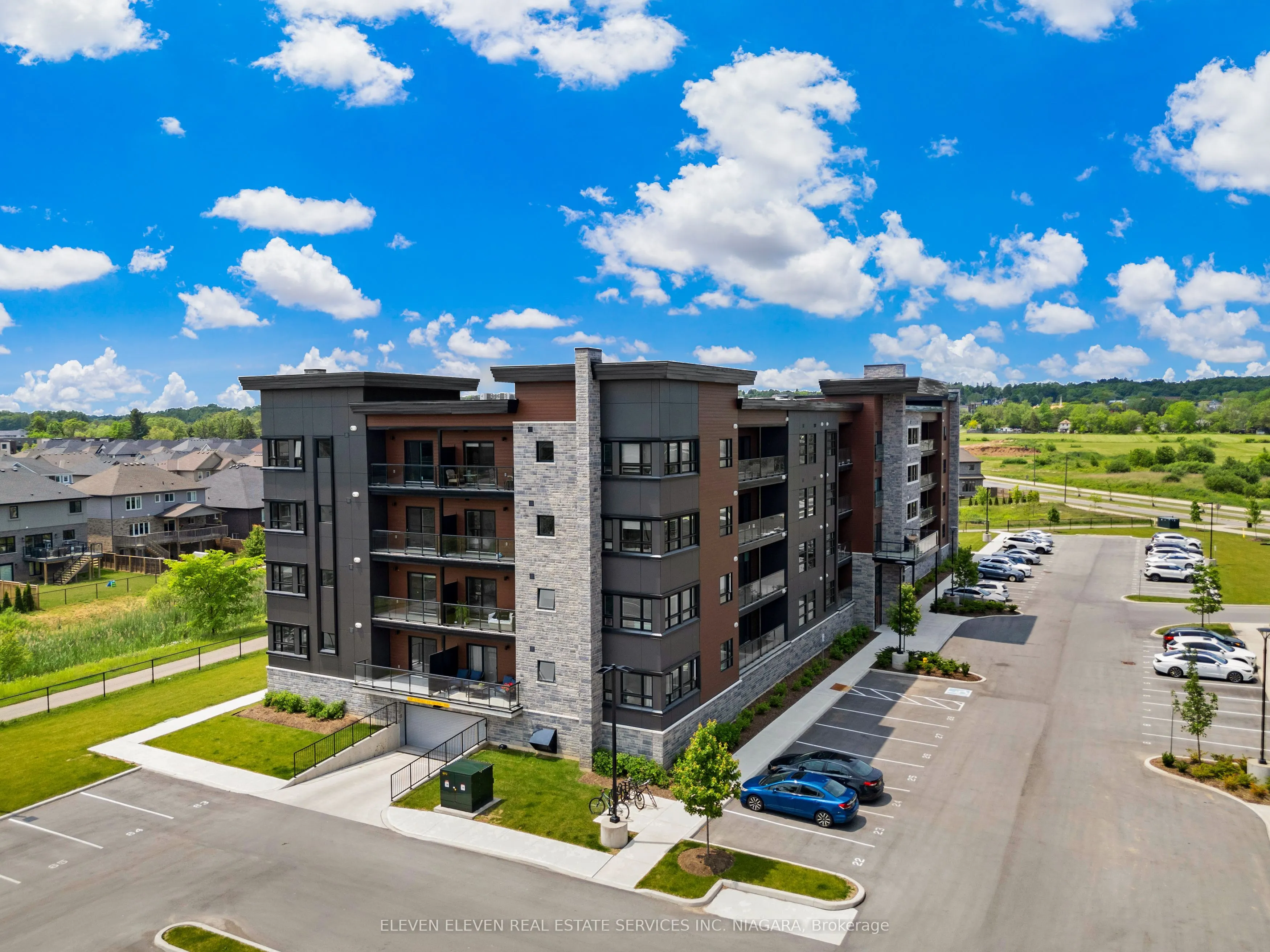 118 Summersides Boulevard, #206