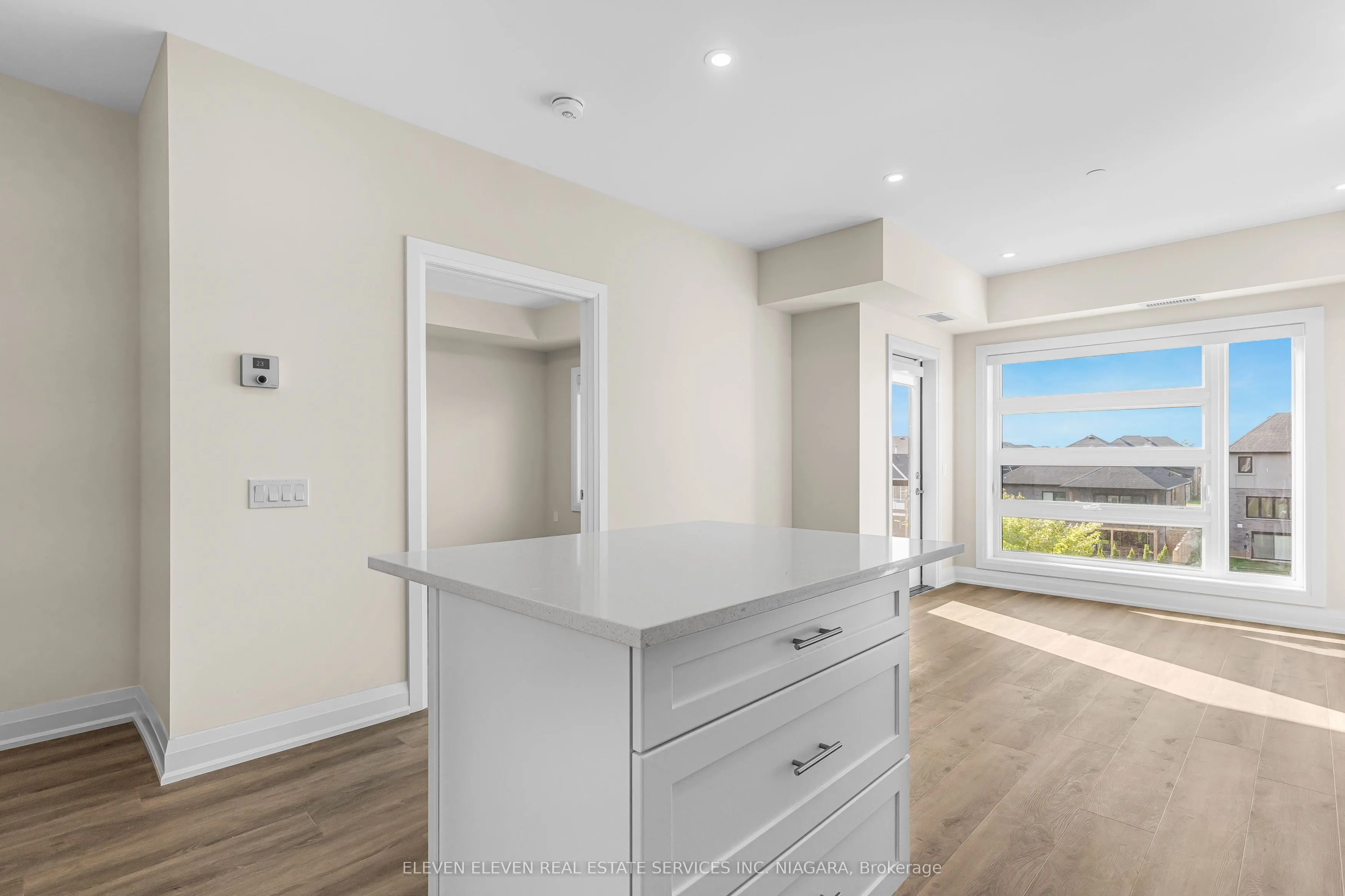 118 Summersides Boulevard, #206